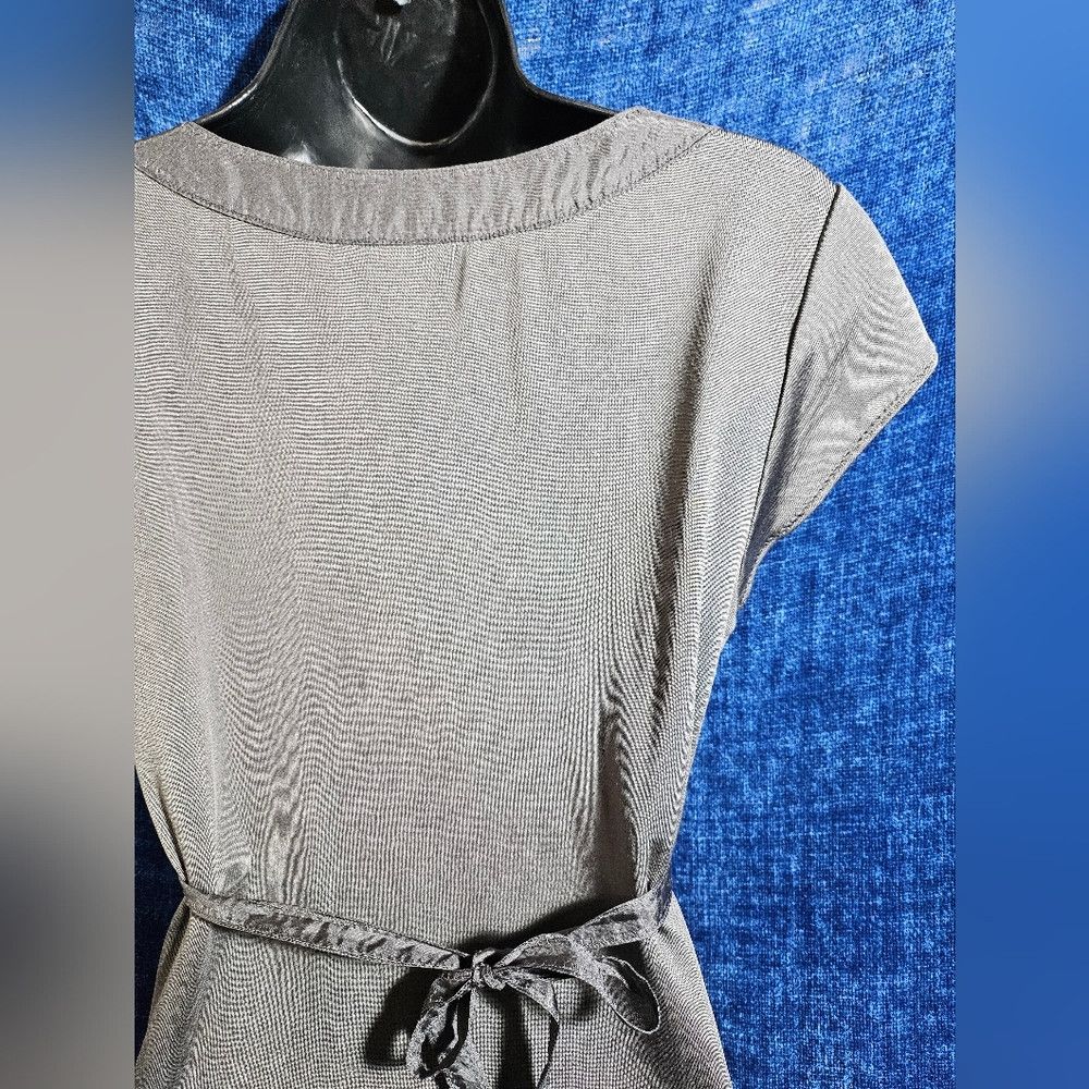 Vintage Y2K Ted Baker Satin Gray Embroidered Floral Tie Back Blouse Size S / US 4 / IT 40 - 5 Thumbnail