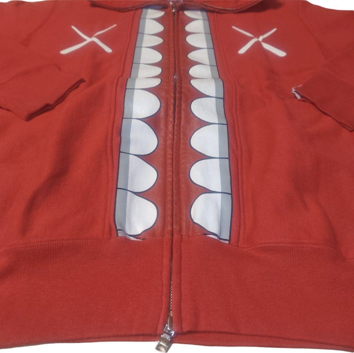 Bape × Kaws VERY RARE OG 2006 A BATHING APE X KAWS RED CHOMPER FULLZIP Size US L / EU 52-54 / 3 - 3 Thumbnail