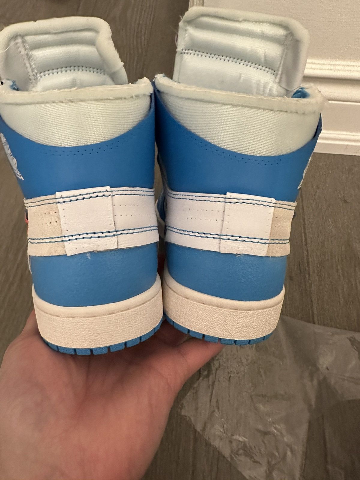 Nike × Off-White Nike X Off White Air Jordan 1 UNC Size US 9 / EU 42 - 15 Thumbnail