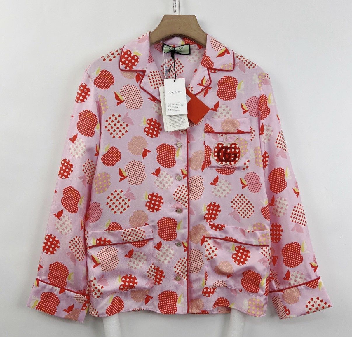 Gucci Gucci/Pink Heart Apple All-Over Print Long Sleeve Shirt K12 Size XS / US 0-2 / IT 36-38 - 1 Thumbnail