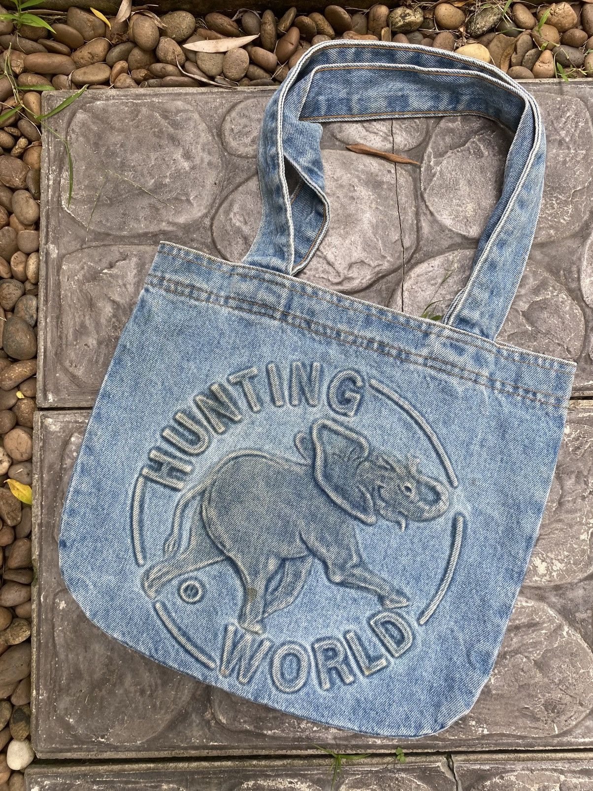 Vintage Vintage Hunting World Tote Denim Bag Made in USA Size ONE SIZE - 1 Thumbnail