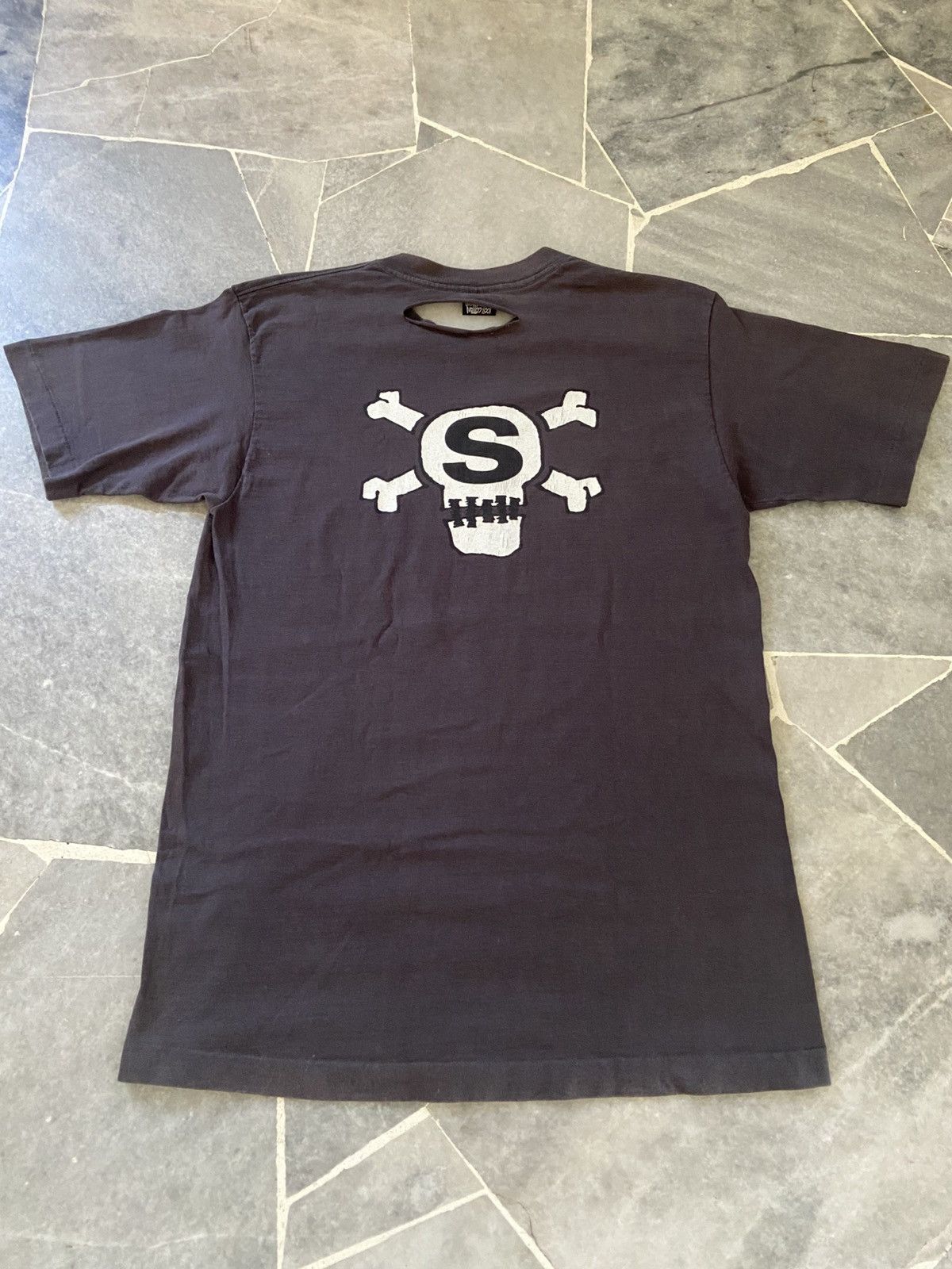 Stussy Vintage 90s Stussy Bones Made in USA Tee Shirt Size US L / EU 52-54 / 3 - 3 Thumbnail