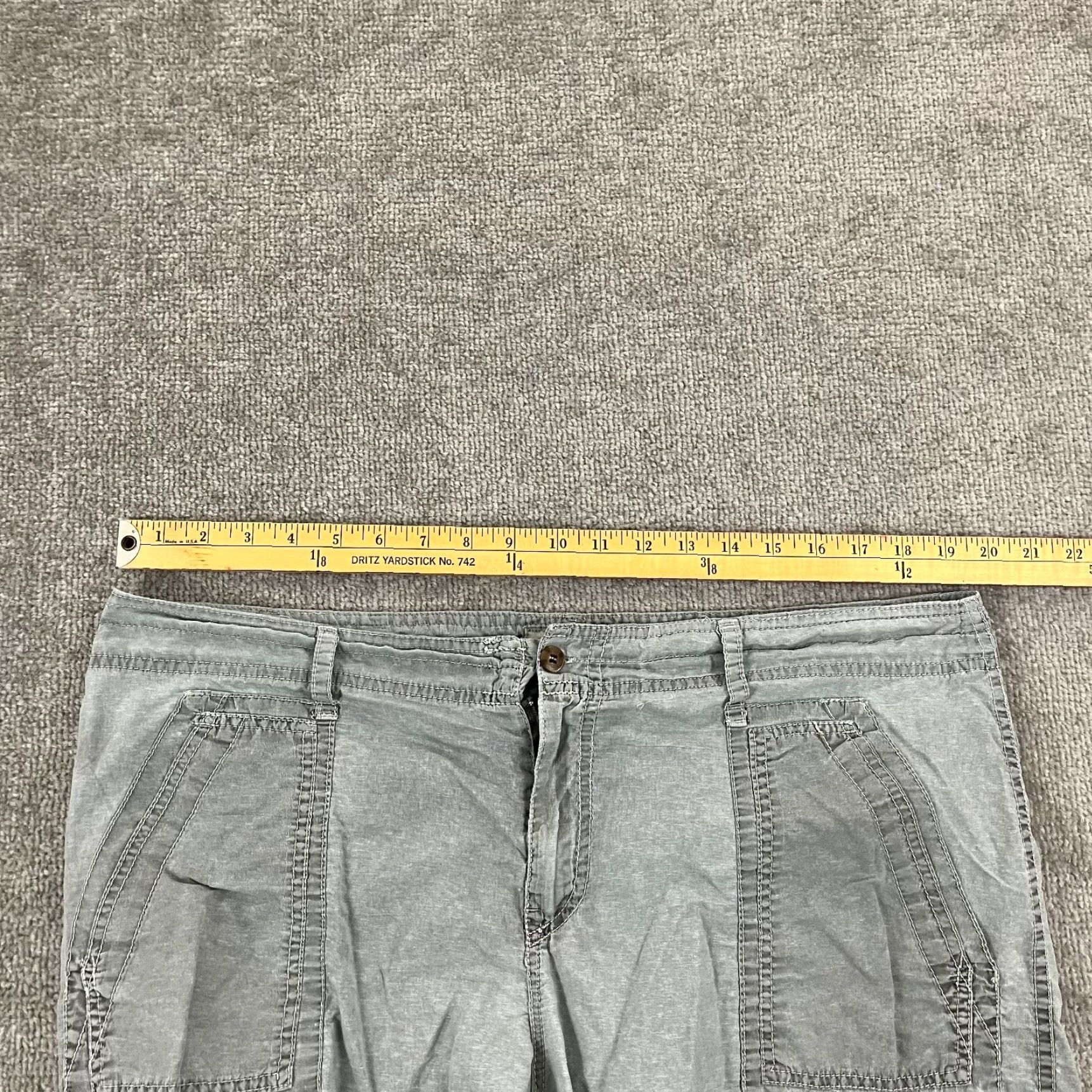 Gramicci VINTAGE Gramicci Shorts Women 14 Bermuda Nylon Gray Patina Dyed 3/4 Length Lightweight Hiking Climb Pockets Size 36" / US 14 / IT 50 - 4 Thumbnail