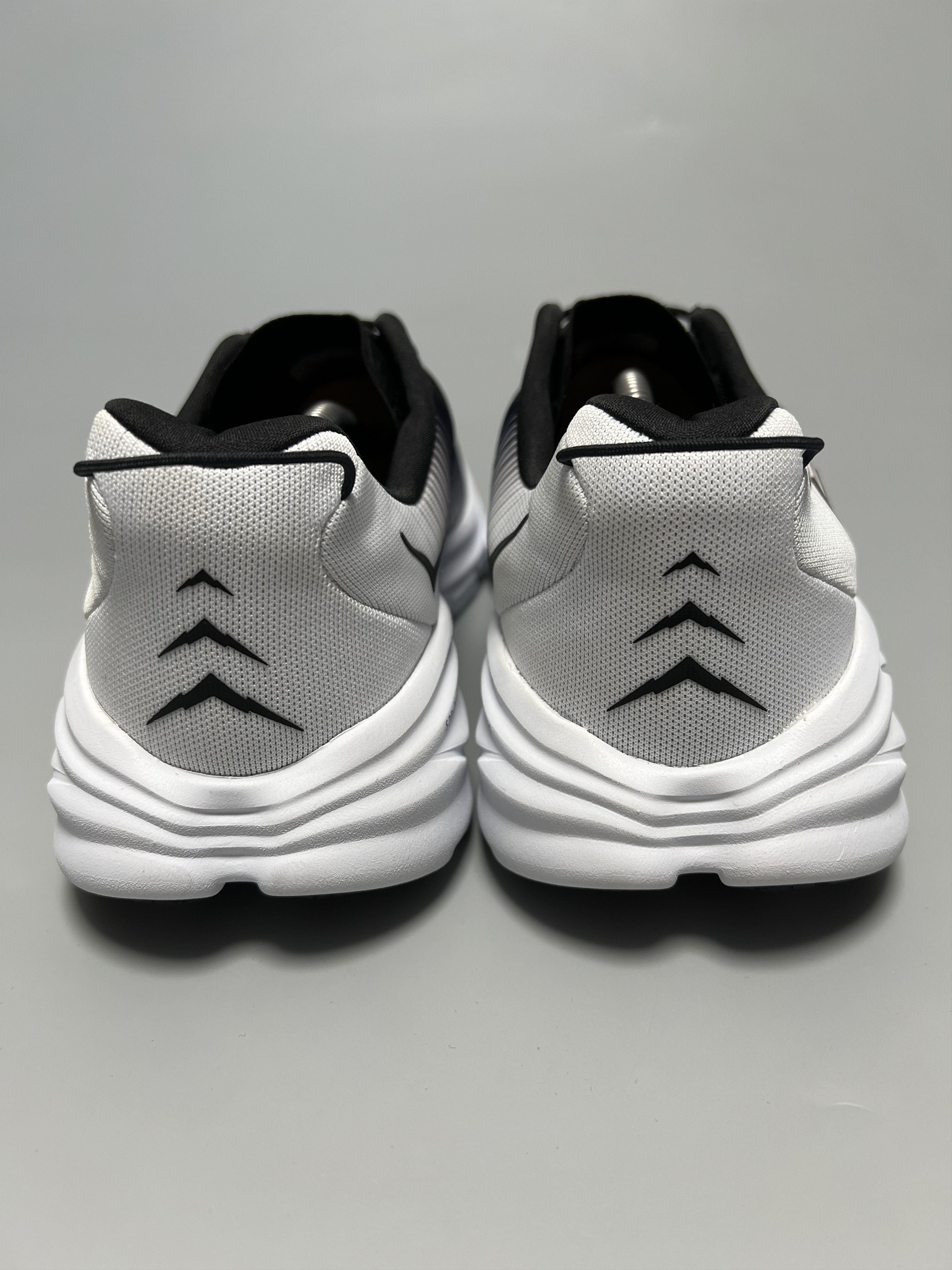Hoka 9.5 EE Hoka One One Rincon 3 Wide Men's Running Shoes Size US 9.5 / EU 42-43 - 3 Thumbnail