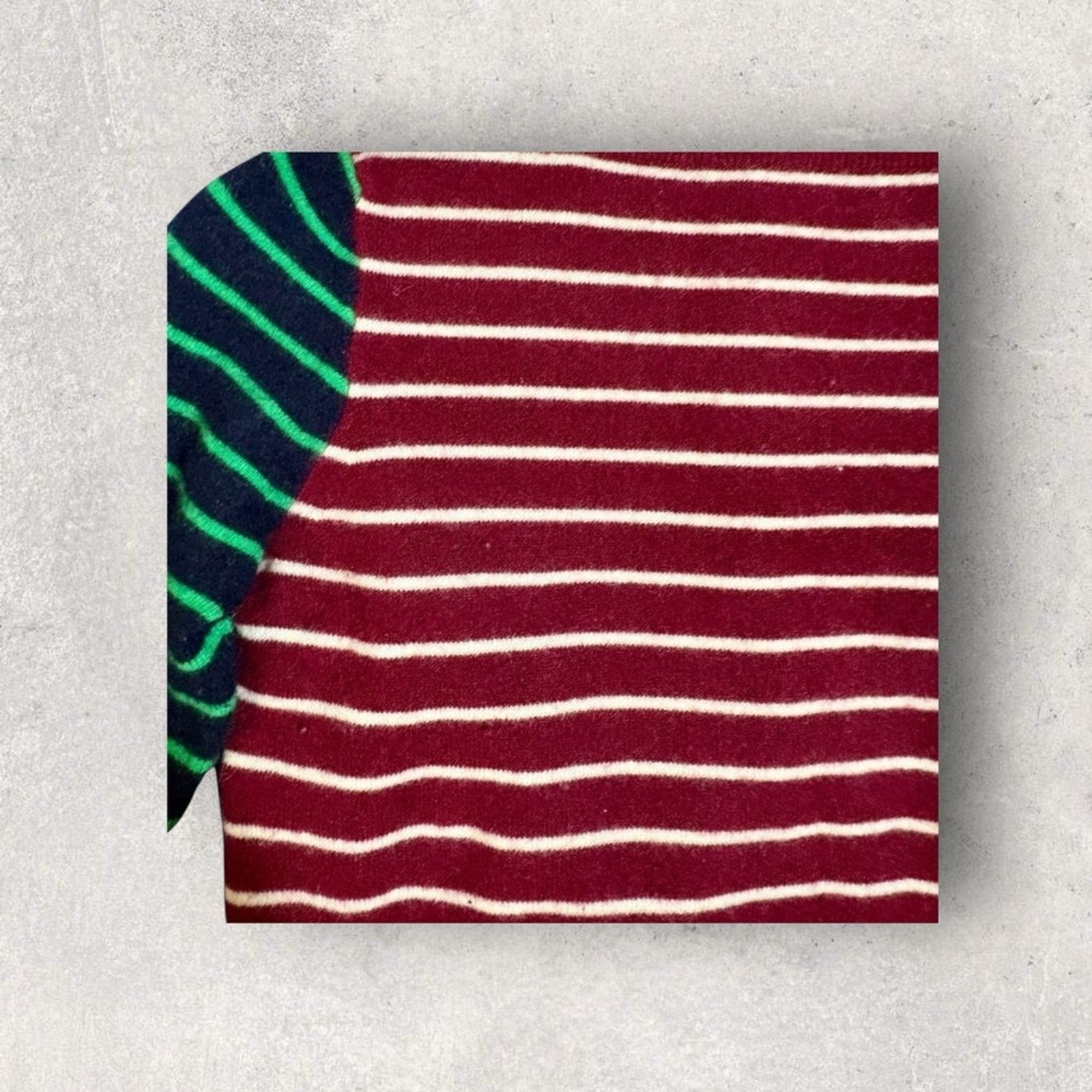J.Crew J. Crew Red and Green Cowl Neck Sweater Size S / US 4 / IT 40 - 4 Thumbnail