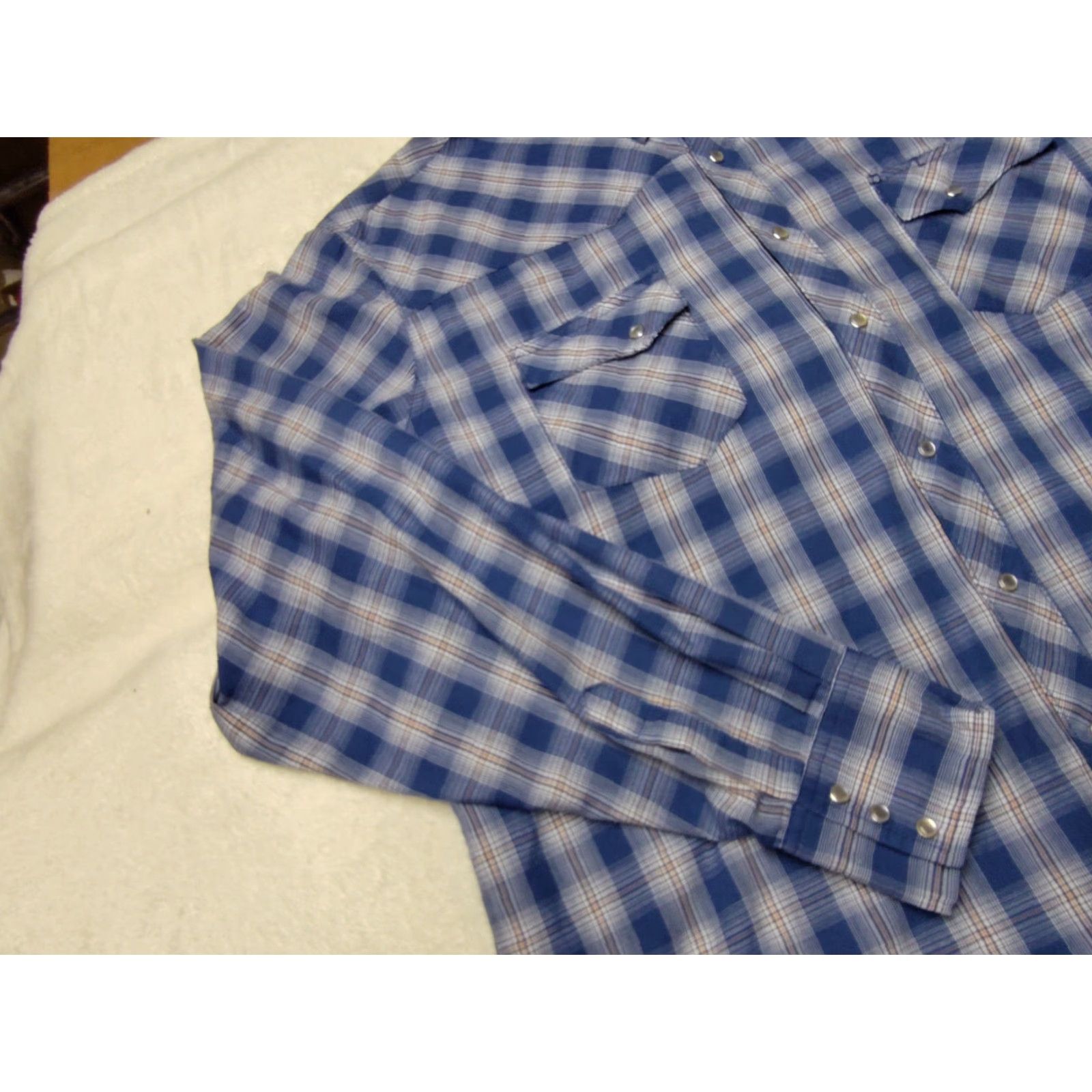 Wrangler VINTAGE Wrangler WRANCHER SHIRT Mens Pearl Snap Western Shirt Blue Size US XL / EU 56 / 4 - 5 Thumbnail