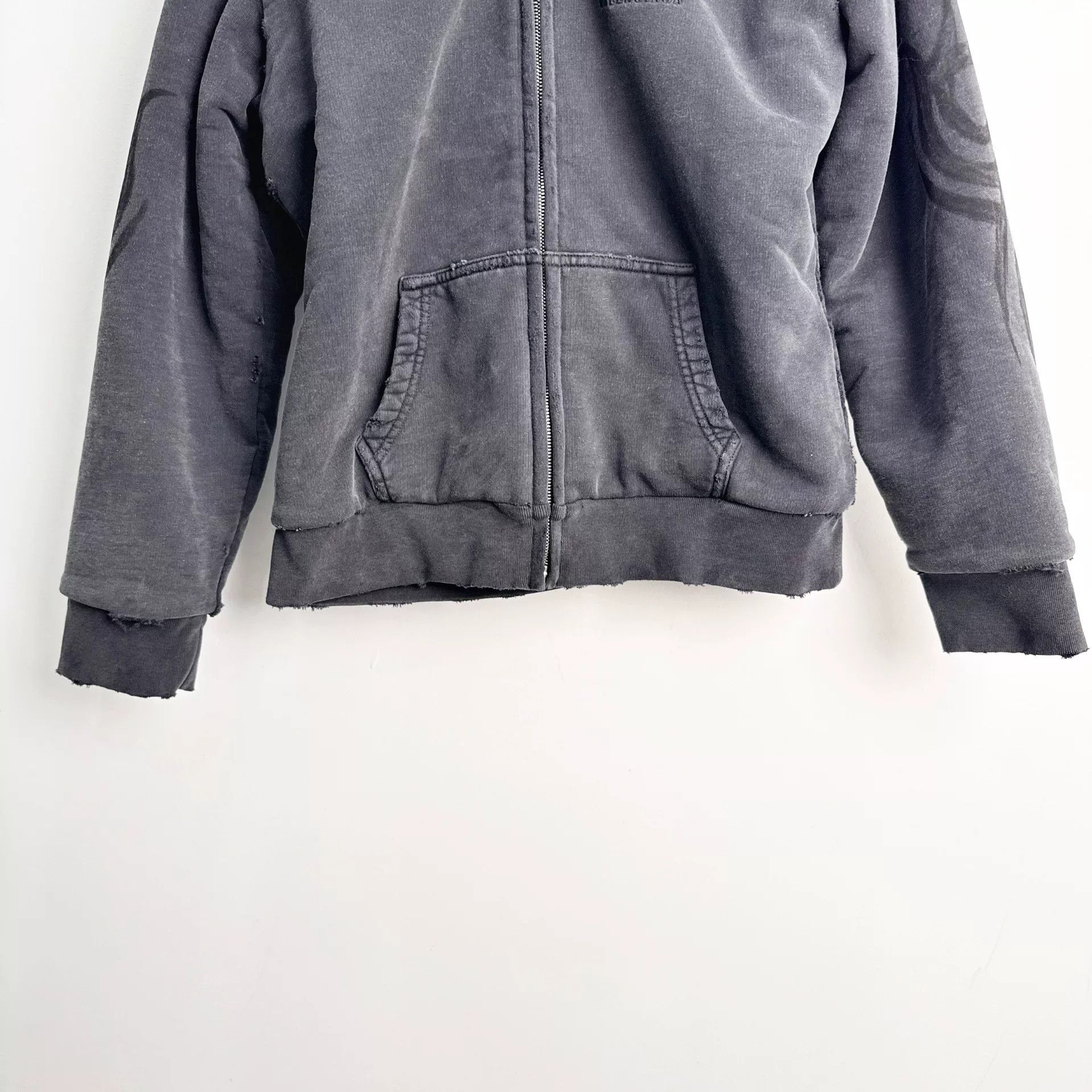 Balenciaga Balenciaga Embroidered Dragon Hooded Jacket Size US L / EU 52-54 / 3 - 3 Thumbnail