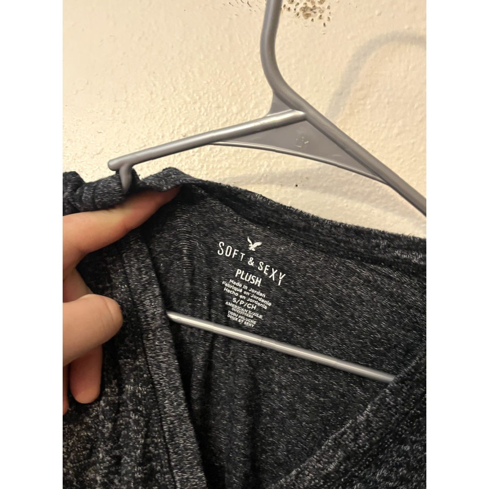 American Eagle Outfitters American Eagle Outfitters Cardigan Sweater Womens Small S Gray Tri-Blend Soft Plush Cardigan Sweater Mens? Size S / US 4 / IT 40 - 2 Thumbnail