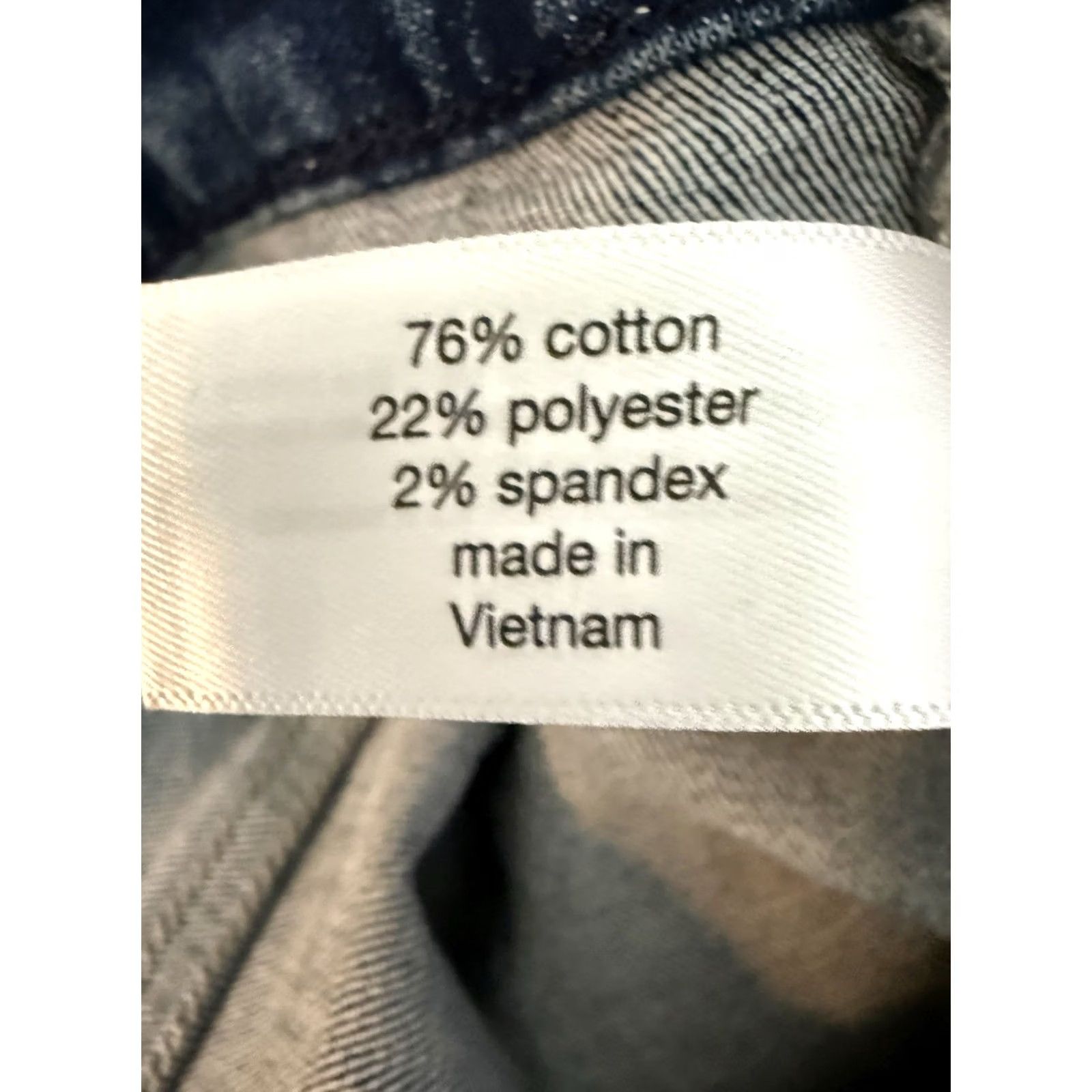 Vintage VINTAGE? No. (Ignore) Lane Bryant Jeans Women’s 26 Dark Wash Blue Denim Mid Rise Cropped Flare Jean Legging? Size 26" / US 2 / IT 38 - 6 Thumbnail