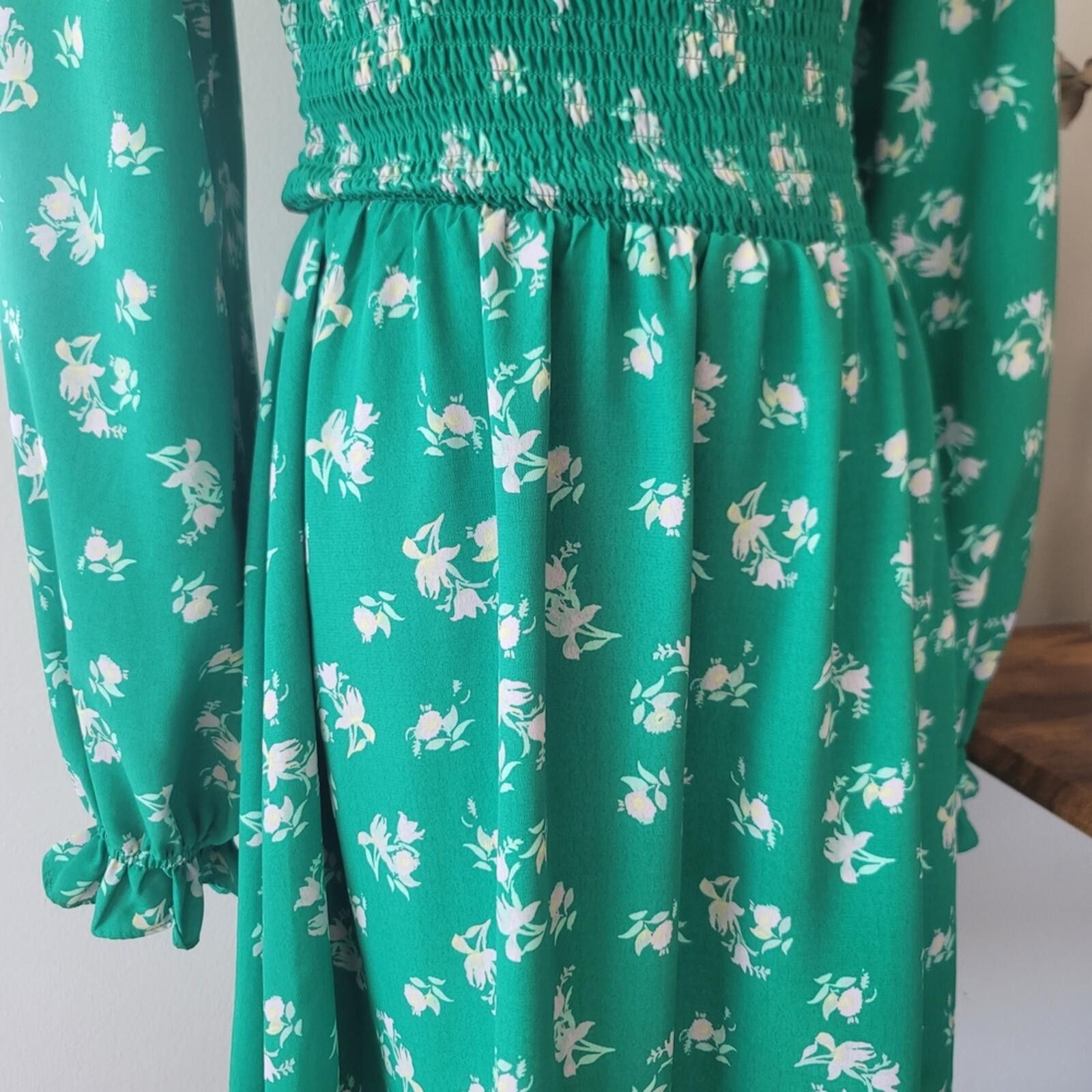 Lil Wayne WAYF Floral Long Sleeve Smocked Minidress ditsy floral Sz S Size S / US 4 / IT 40 - 6 Thumbnail