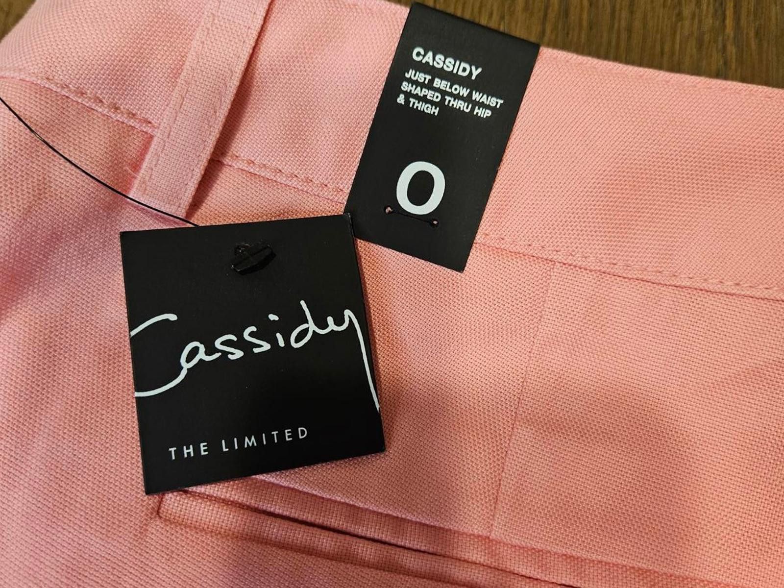 Designer Nwt The Limited Cassidy Pink Shorts - Size 0 Size 25" / US 0 / IT 36 - 4 Thumbnail