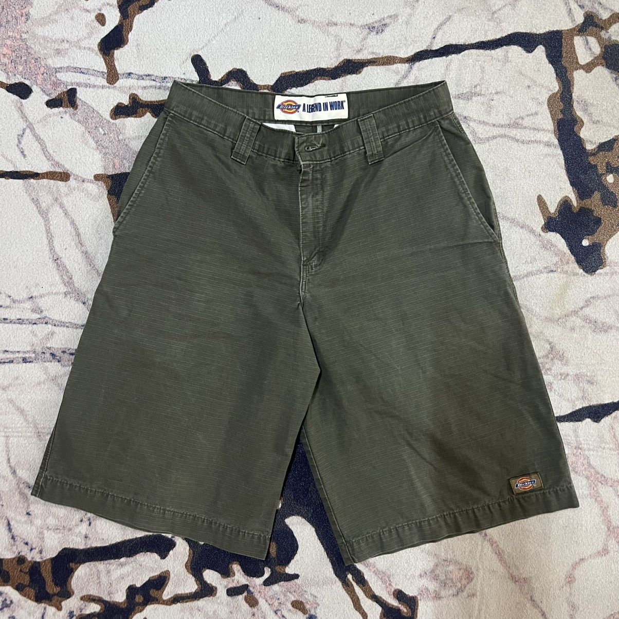 Dickies Vintage Dickies Work Shorts Olive Green Size US 30 / EU 46 - 1 Thumbnail
