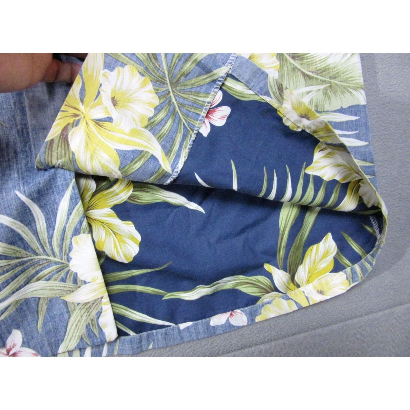Vintage VINTAGE Royal Creations Shirt XL Blue Floral Hawaiian Aloha Mens Reverse Print Size US XL / EU 56 / 4 - 4 Thumbnail