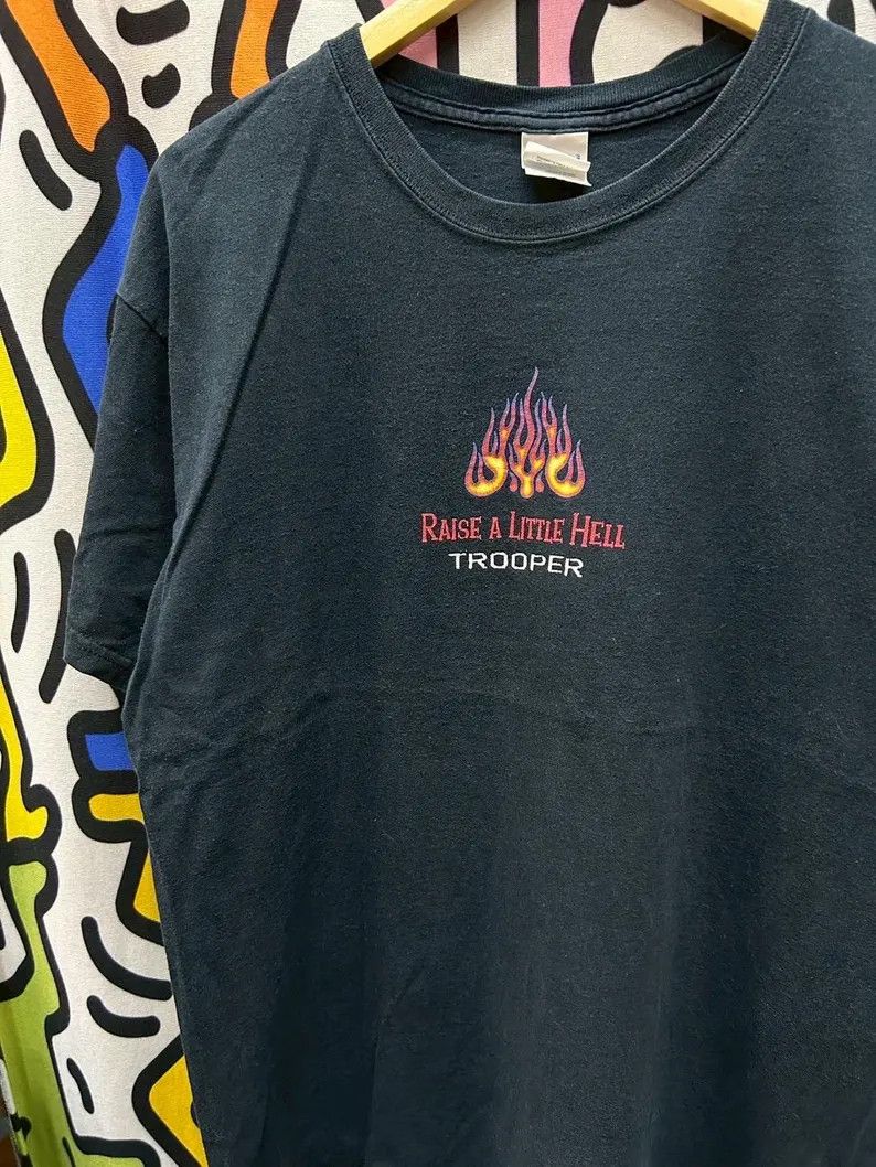 Vintage Vintage 2000s Trooper Band tshirt size L Size US L / EU 52-54 / 3 - 1 Thumbnail