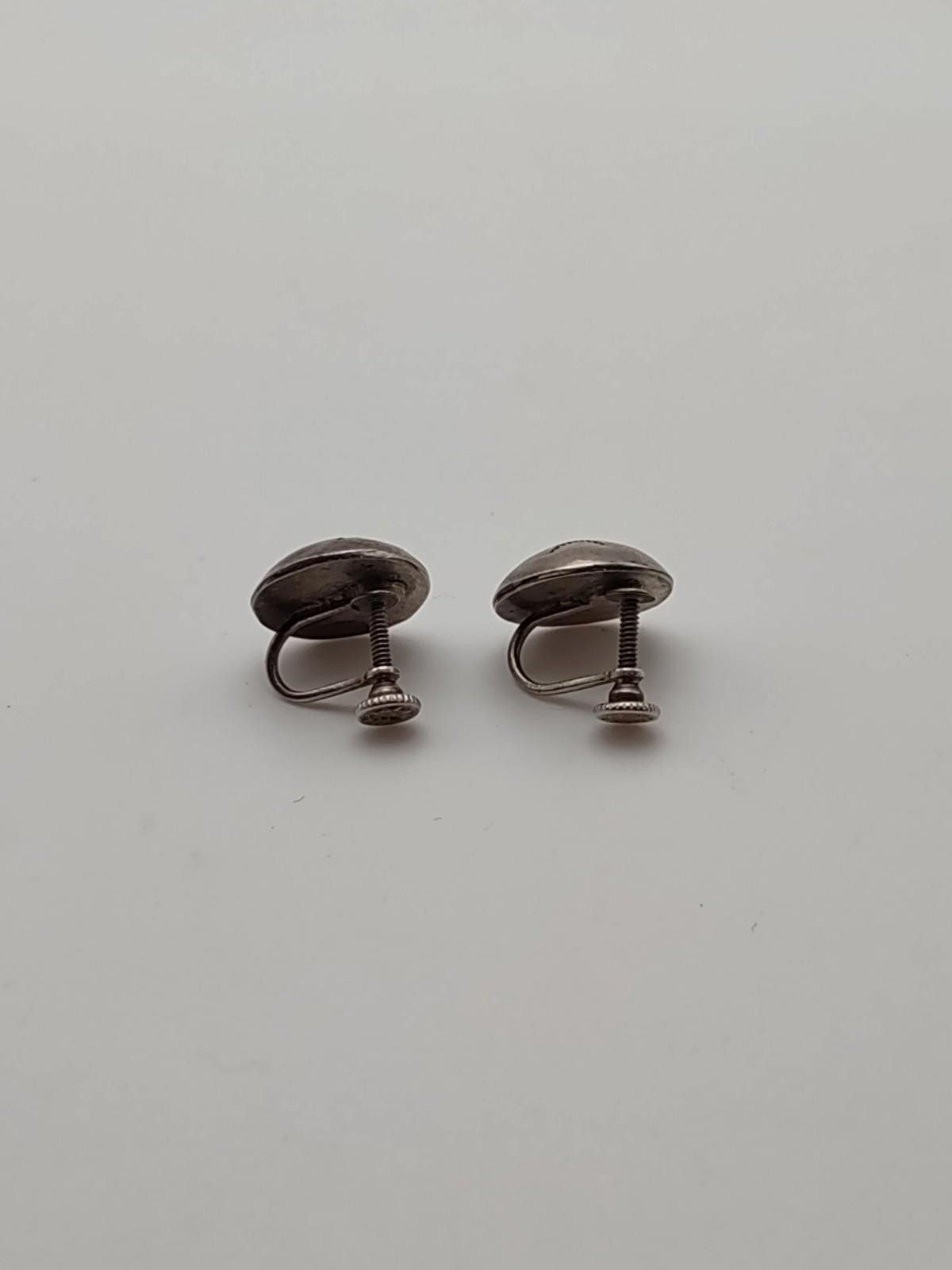 The Unbranded Brand Vintage Sterling Silver Etched Star Dome Screw Back Earrings Size ONE SIZE - 3 Thumbnail