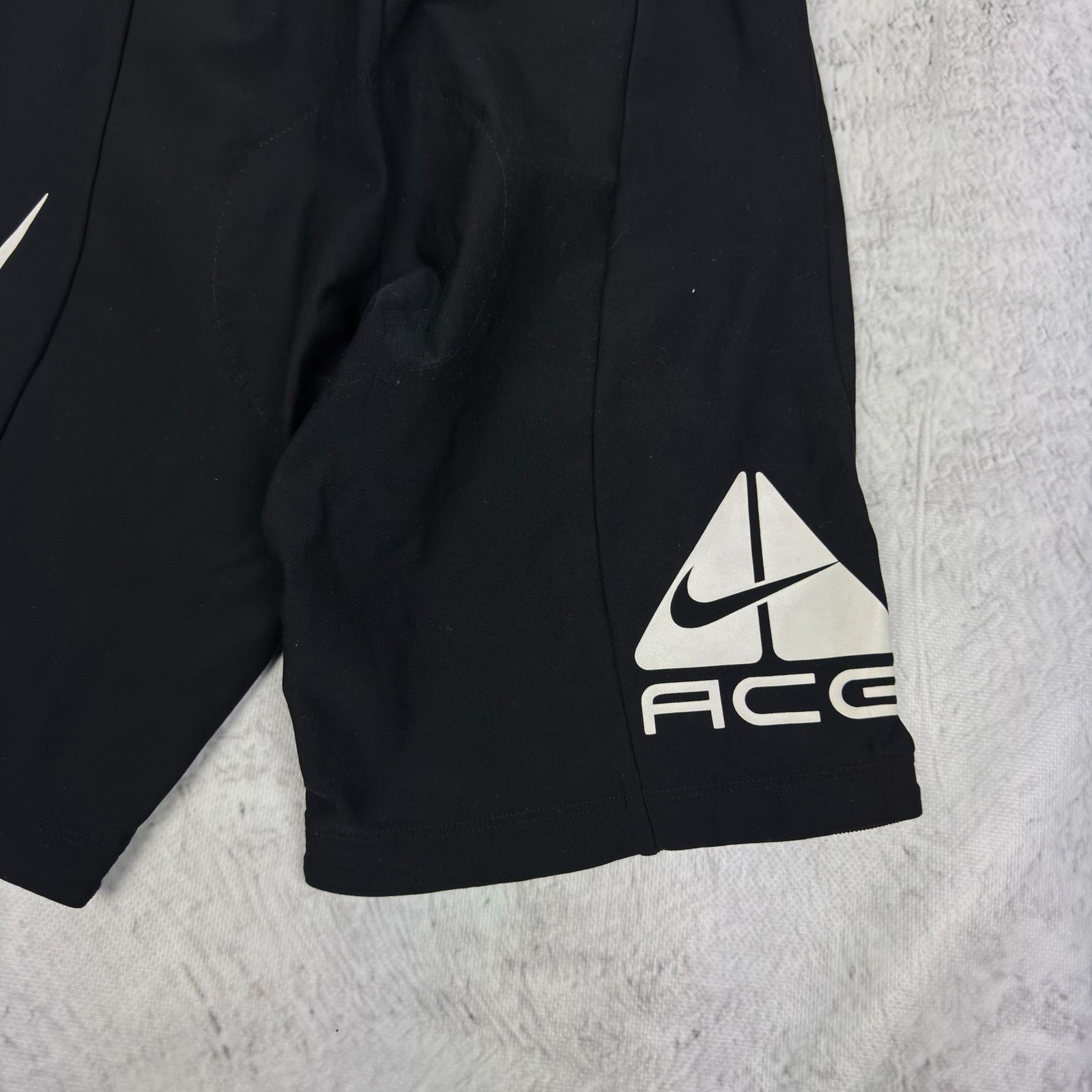 Nike Nike ACG Mens Black White cycling Stretch Shorts S Size US 30 / EU 46 - 8 Thumbnail