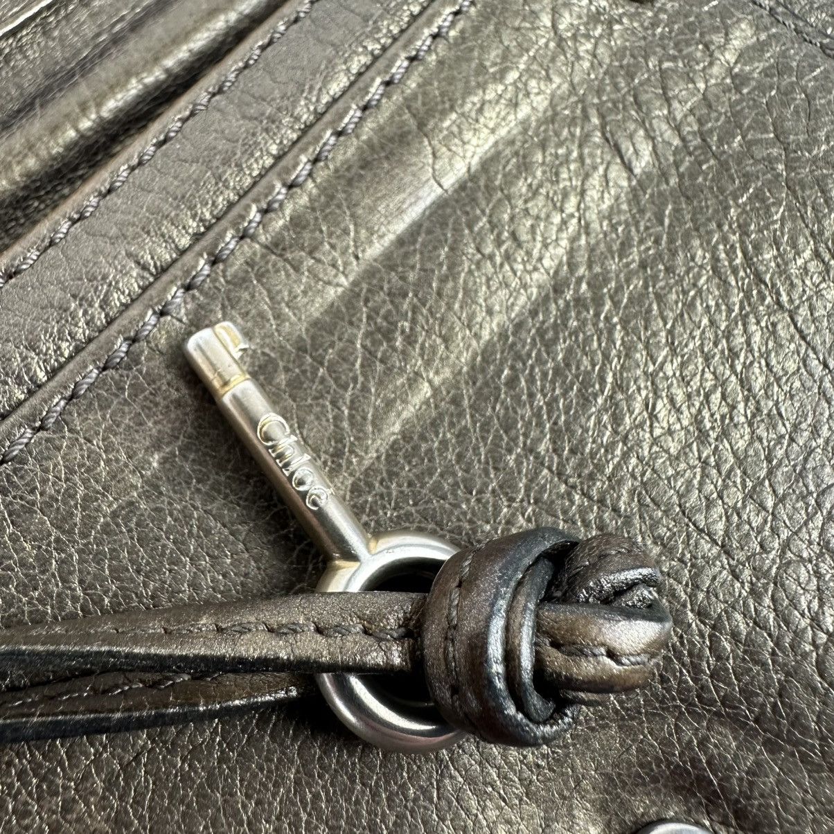 Chloe Vintage Authentic Chloe Paddington Leather Wallet Bronze Size ONE SIZE - 5 Thumbnail