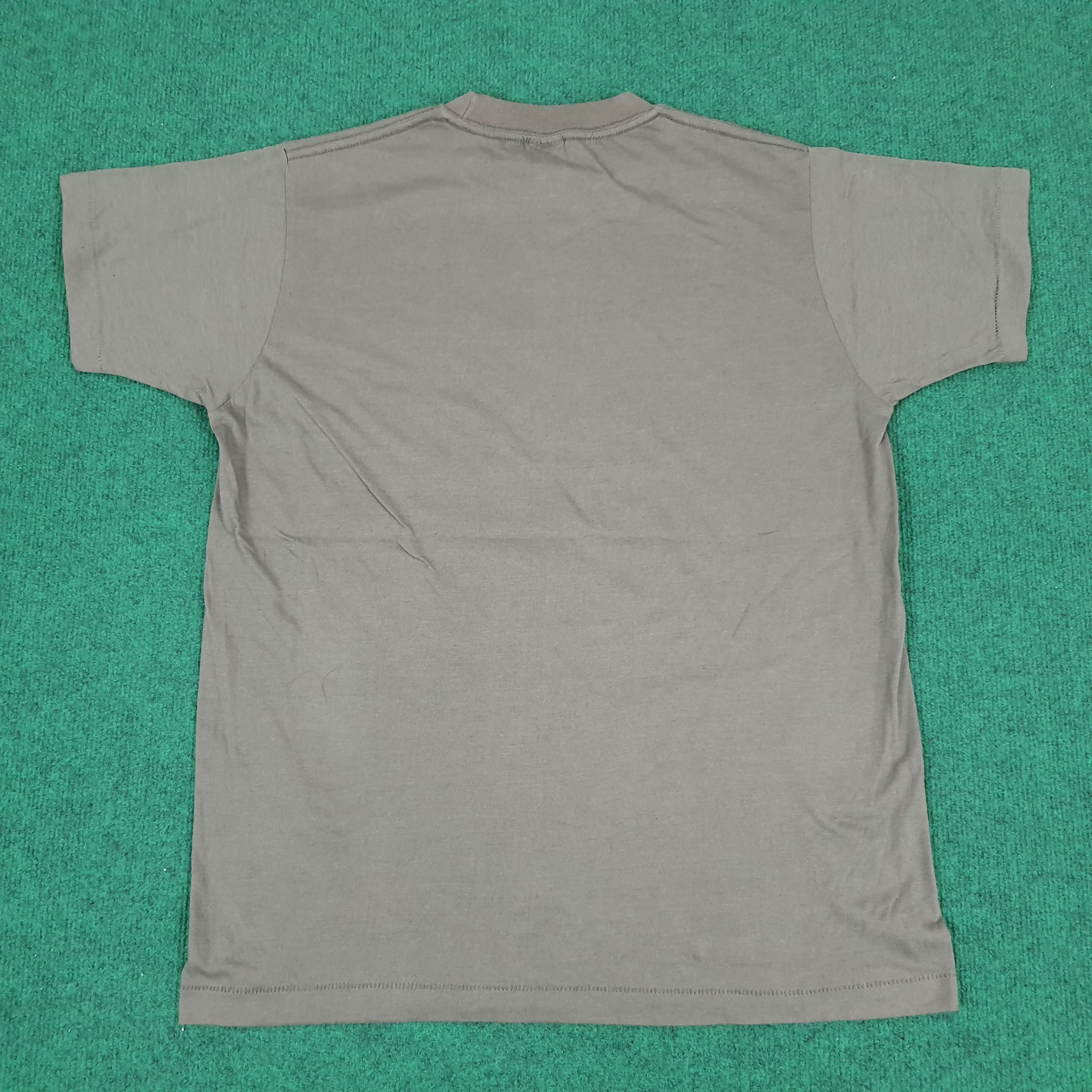 Other Vintage Vietnam Good Soldiers Gutless Politicians T-shirt Size US M / EU 48-50 / 2 - 3 Thumbnail