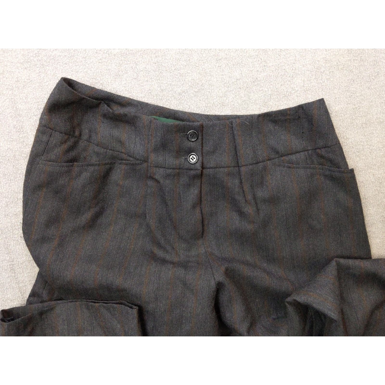 Vintage Harve Benard Pants Womens 12 Gray Wool Pinstripe Dress Workwear Straight Leg Pants, Twill, Lined, Front Zip, Pockets, Flat Front, Business Size 34" / US 12 / IT 48 - 5 Thumbnail