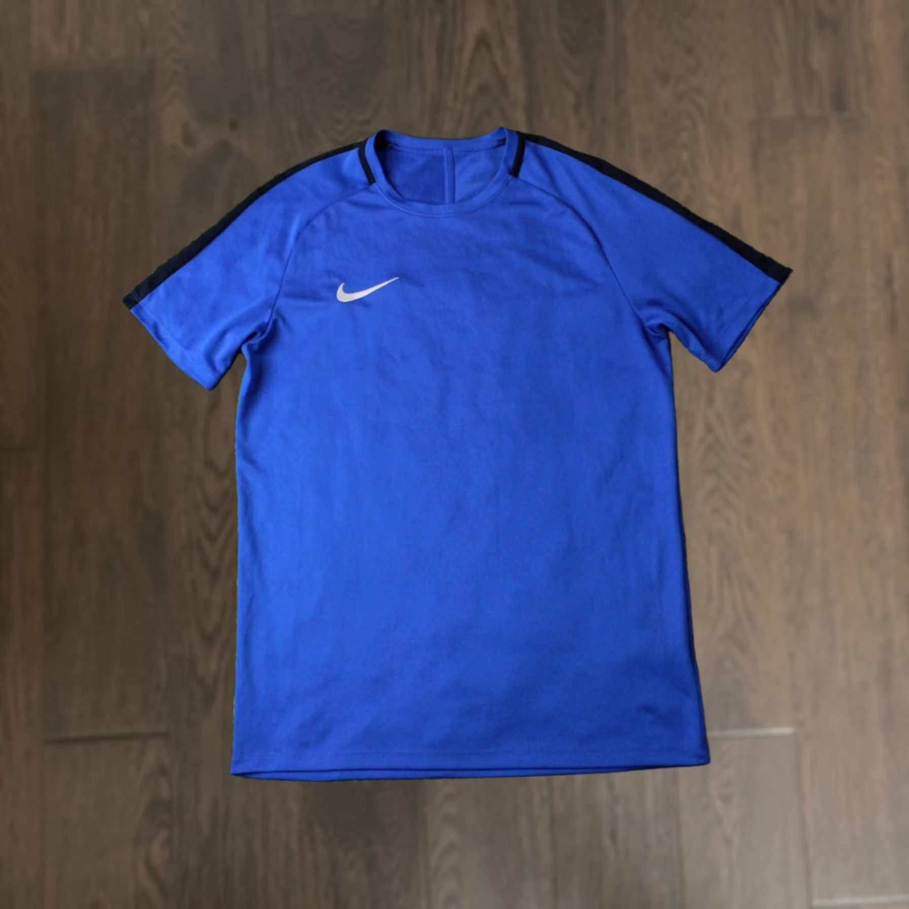 Nike Nike Dry Academy DRI-FIT Football Soccer Shirt Jersey Men M 2018 Size US XL / EU 56 / 4 - 1 Thumbnail