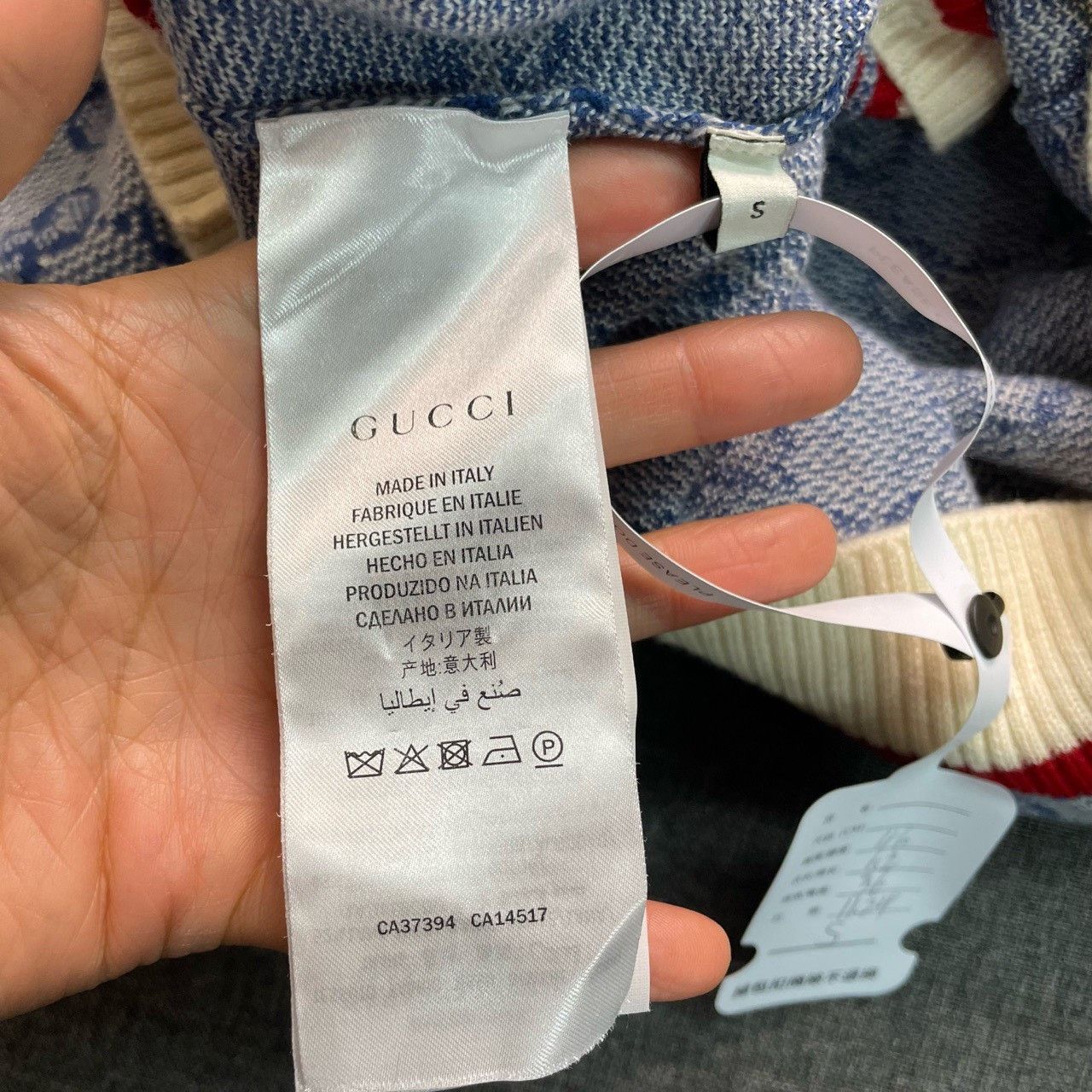 Gucci Gucci Blue and white full-print gold button cardigan sweate Size US S / EU 44-46 / 1 - 6 Thumbnail