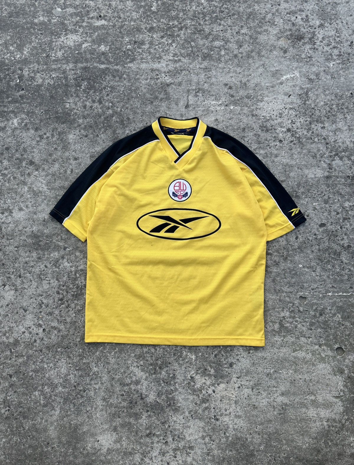 Reebok Vintage Reebok Big Logo Bolton Town 98 Soccer Jersey Style Size US XL / EU 56 / 4 - 1 Thumbnail