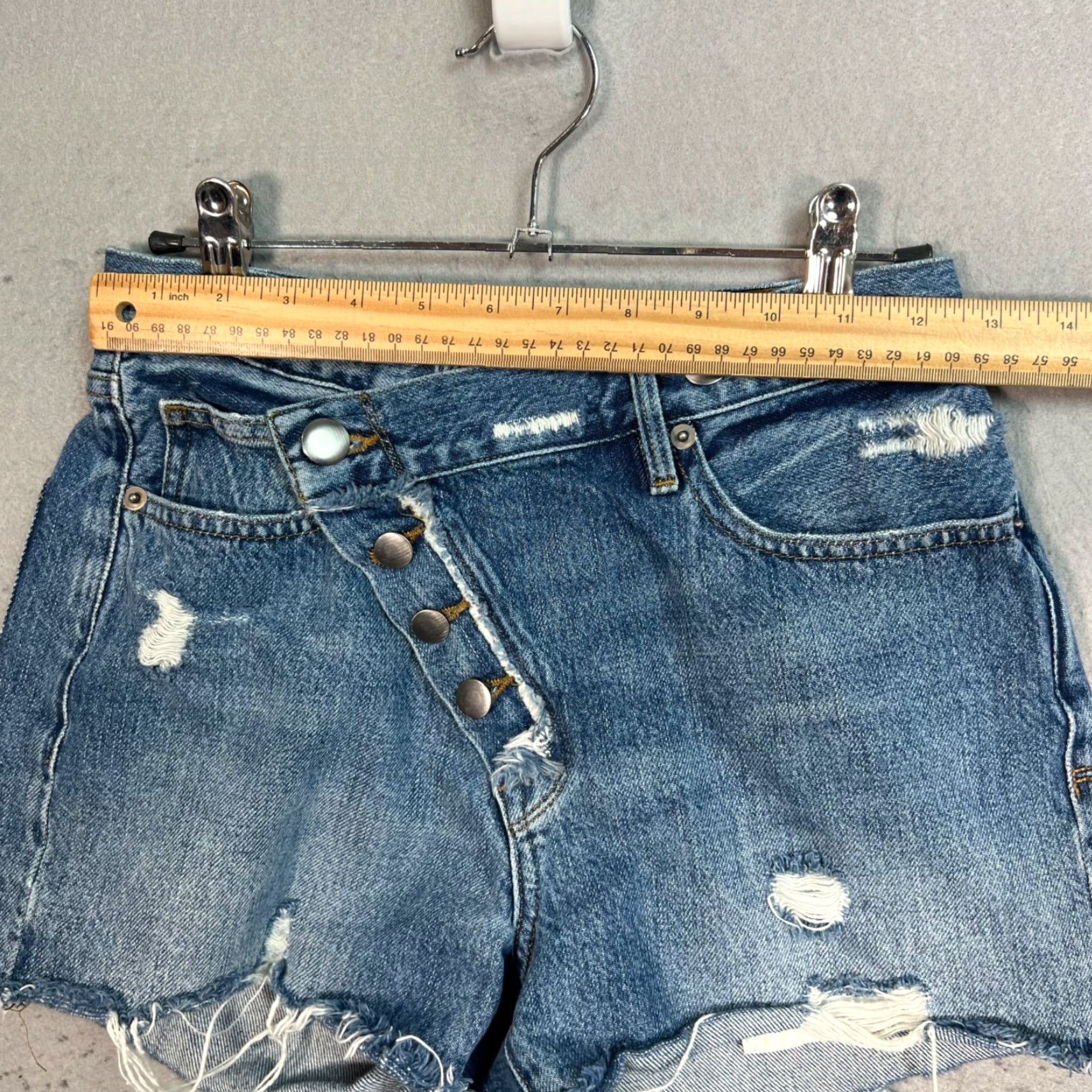 Frame FRAME Distressed HIGH-RISE Button-Fly Shorts Women's 24 Blue Denim Cut-Off Adult Womens Size 24 +5? Size 42" / US 20 - 5 Thumbnail