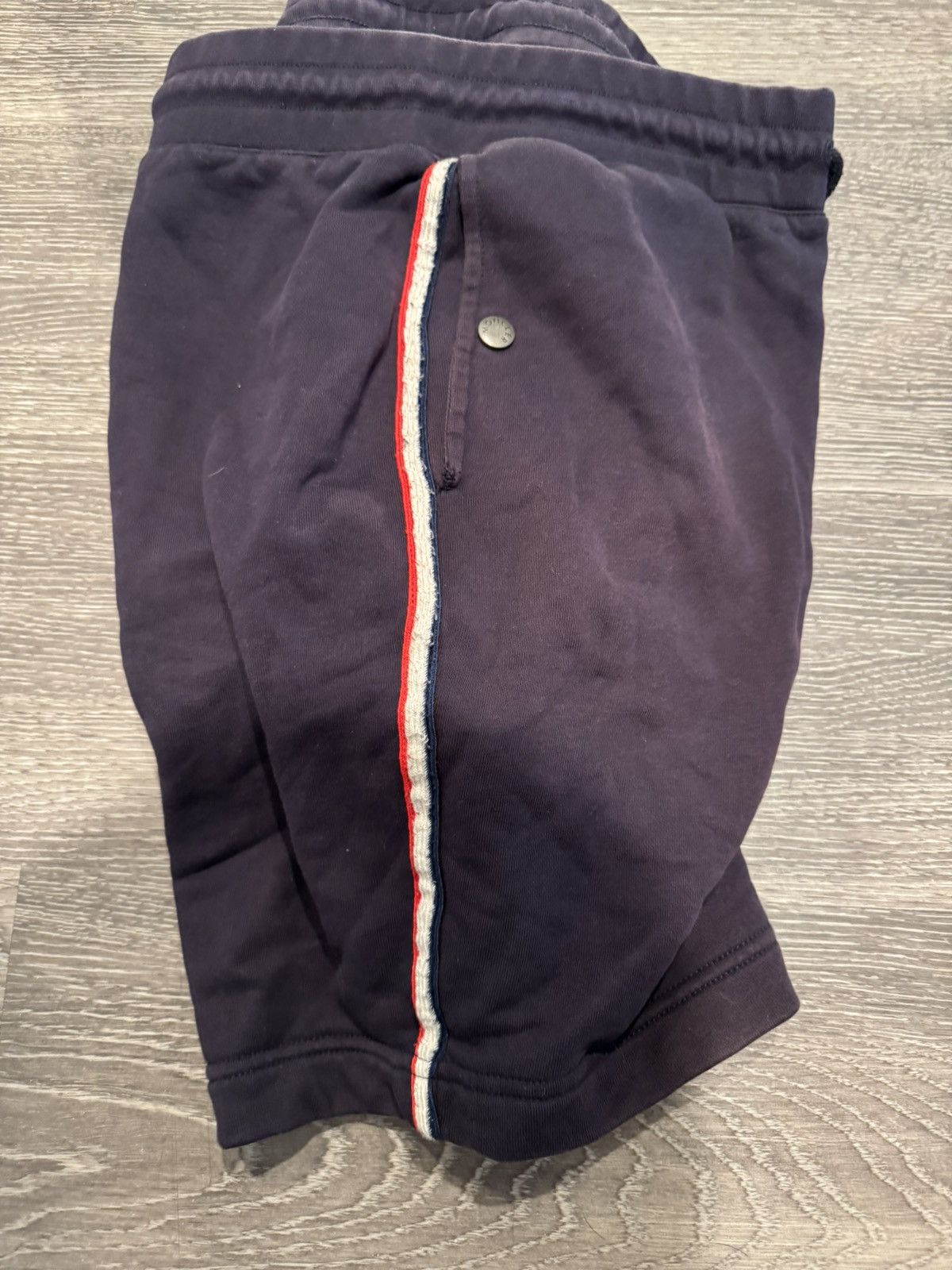 Moncler Vintage moncler sweat shorts Size US 33 - 2 Thumbnail