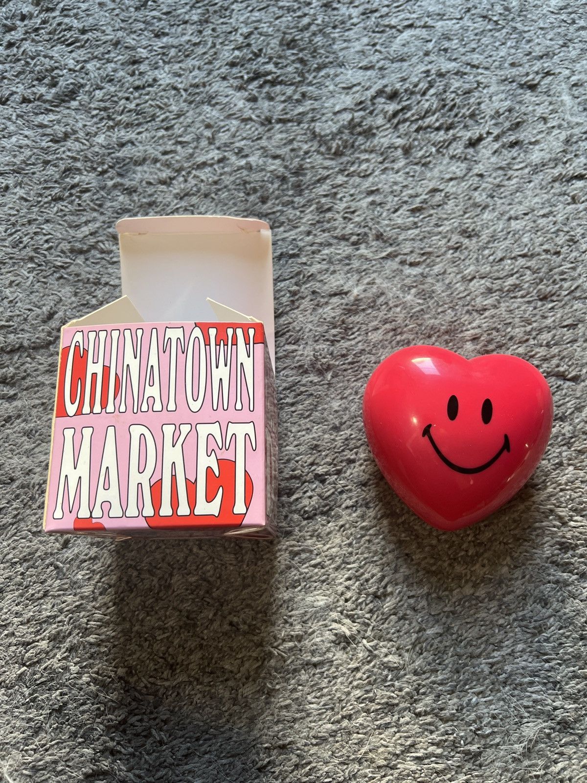 Market Chinatown Market Smiley Love Fortune Telling Ball Size ONE SIZE - 1 Thumbnail