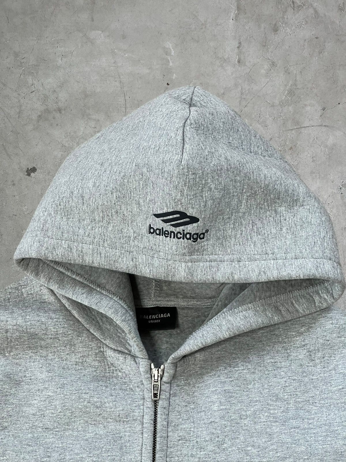 Balenciaga Balenciaga Cropped Logo Hoodie Zip-up Size US S / EU 44-46 / 1 - 7 Thumbnail