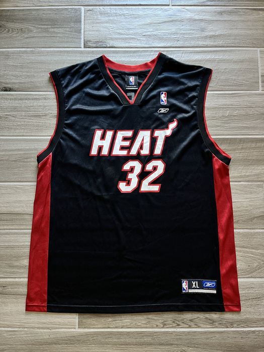 Reebok Men's Vintage Basketball Jersey Featuring The Miami Heat's Shaquille  O'Neal In Black