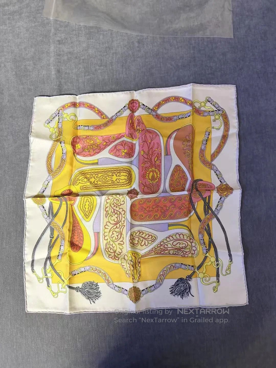 Japanese Brand Hermes Silk Square Scarf. Size ONE SIZE - 1 Thumbnail