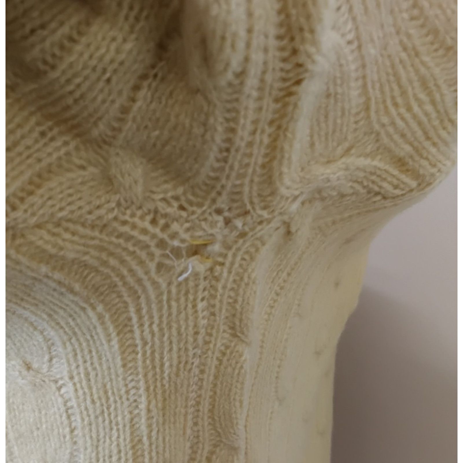 Ralph Lauren Ralph Lauren Lambswool Sweater Women's S Yellow Cable Worn Size S / US 4 / IT 40 - 6 Thumbnail