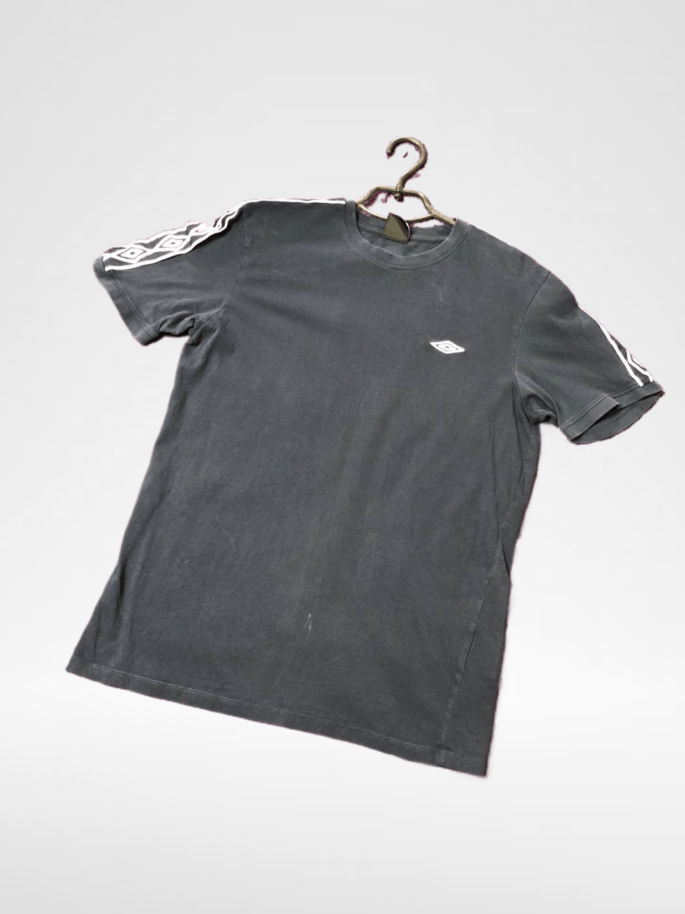 Umbro Print Umbro T-Shirt Size L Streetwear Y2K Size US L / EU 52-54 / 3 - 1 Thumbnail
