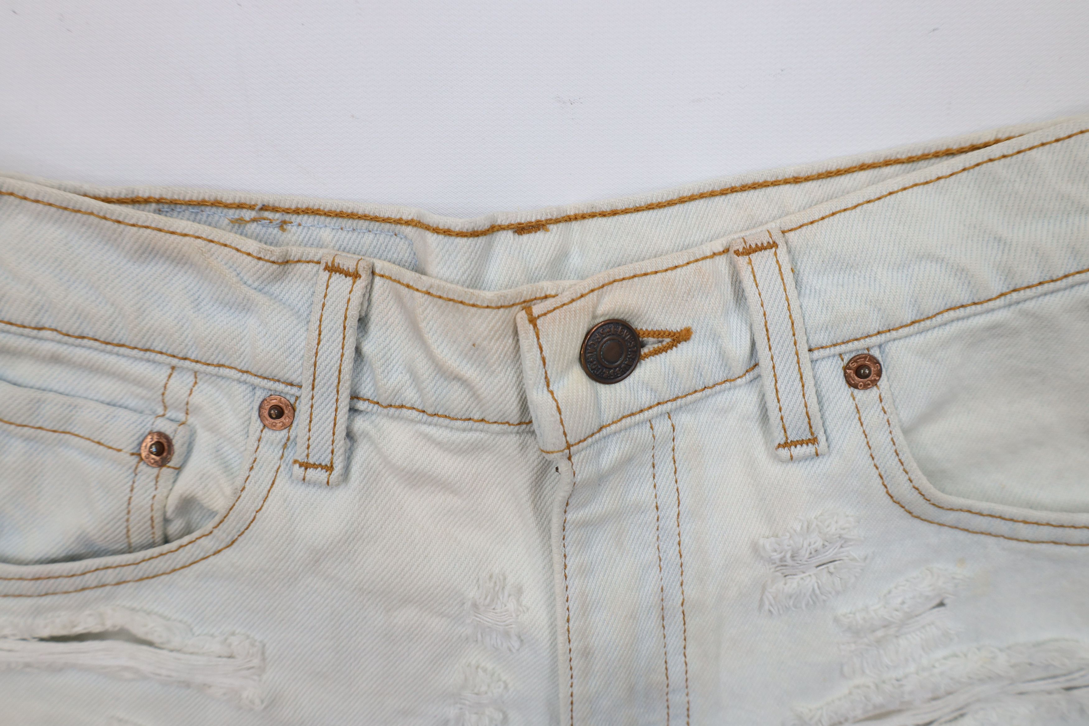 Levi's × Vintage Vintage 90s Levis 550 Cut Off Denim Jean Shorts Jorts USA Size 27" / US 4 / IT 40 - 5 Thumbnail