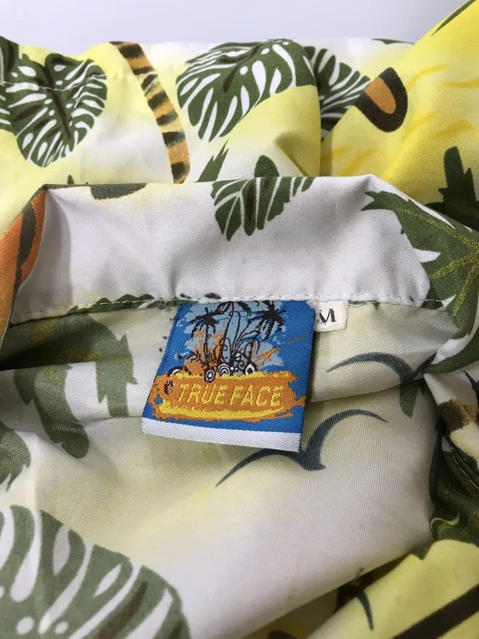 Vintage Hawaiian shirt short sleeve size M Size US M / EU 48-50 / 2 - 3 Thumbnail