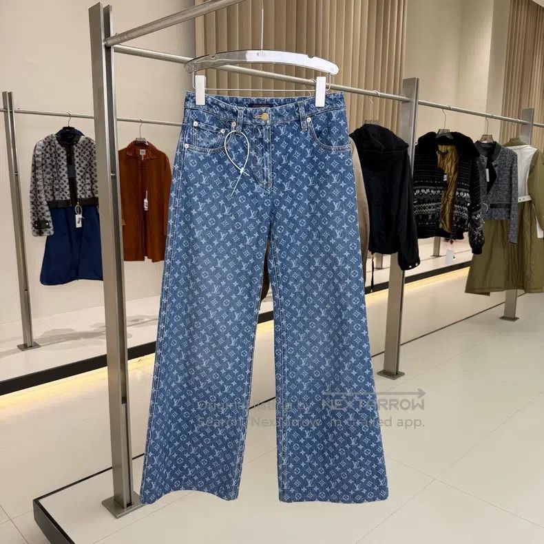 Louis Vuitton Louis Vuitton Blue full-print jeans Size US 34 / EU 50 - 1 Thumbnail