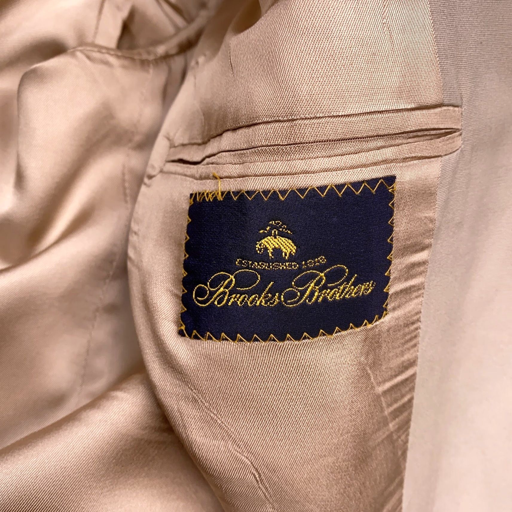 Brooks Brothers VINTAGE Brooks Brothers Blazer 46 Tan Wool Sport Coat Mens Regular Single-Breasted Notch Lapel 2-Button 3-Button Front Solid Dick? Size 46R - 4 Thumbnail