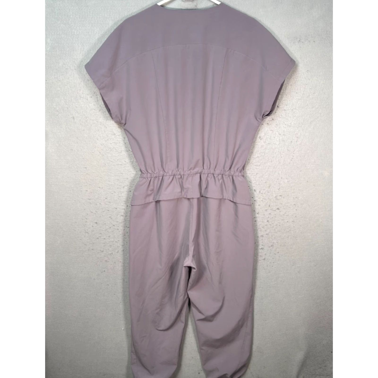 Lululemon Lululemon Womens Size 8 Lavender Zip Front Short Sleeve Utility Jumpsuit Size 30" / US 8 / IT 44 - 2 Thumbnail