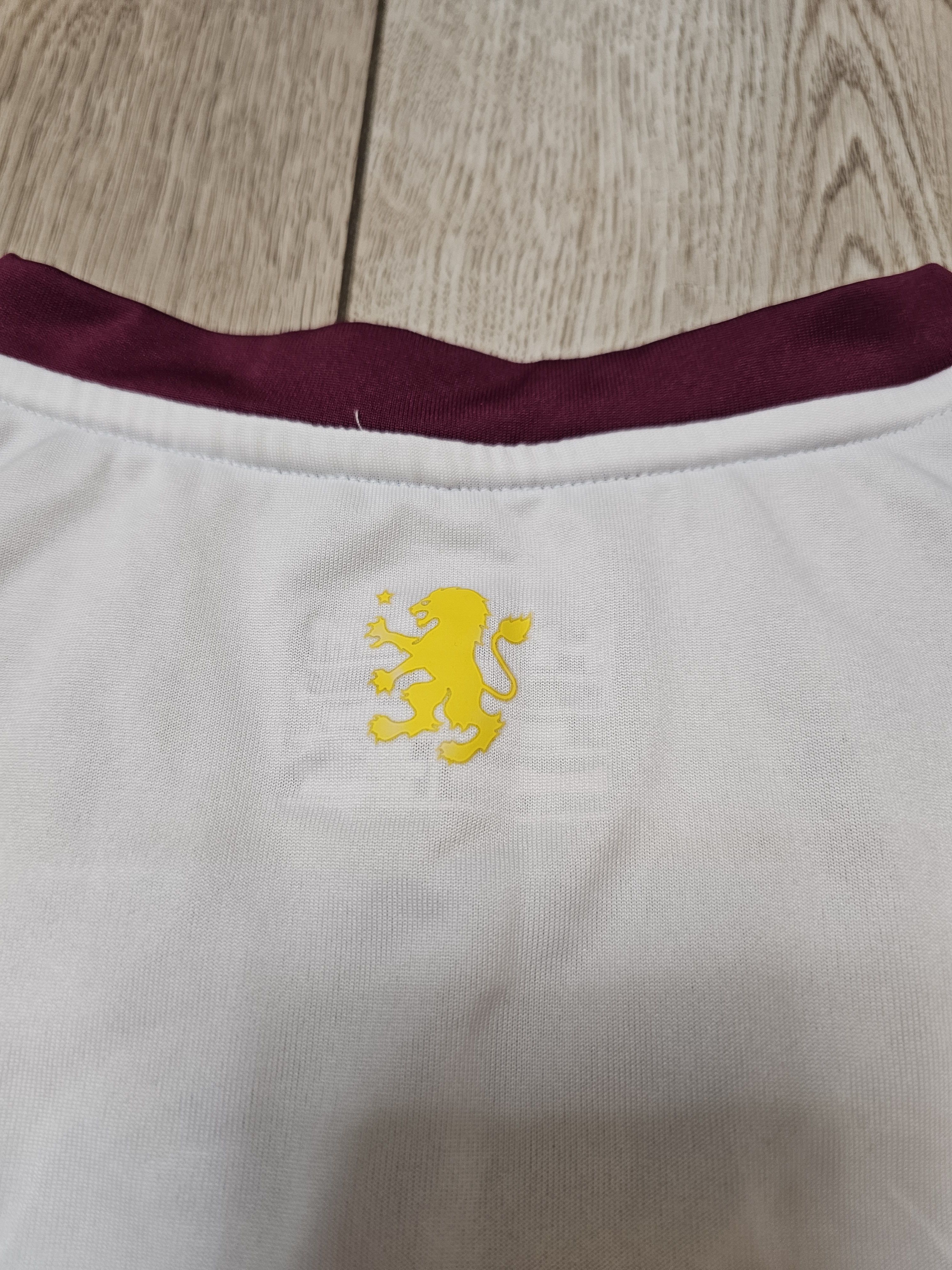 Under Armour ASTON VILLA 2022 2023 THIRD FOOTBALL SHIRT SOCCER JERSEY Size US S / EU 44-46 / 1 - 5 Thumbnail