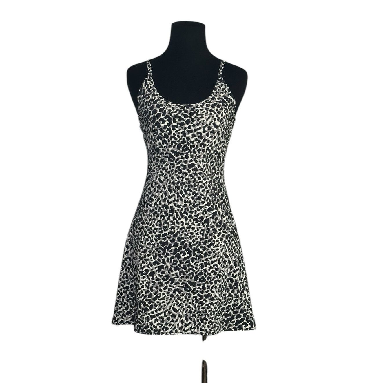 Outdoor Voices Outdoor Voices Leopard Print Athletic Dress size XS Size XS / US 0-2 / IT 36-38 - 1 Thumbnail