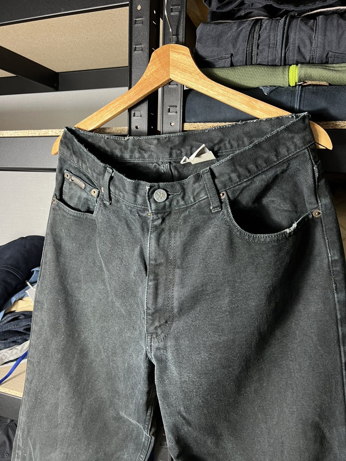 Calvin Klein Calvin Klein Jeans Men’s Vintage Black Denim Pants Easy Fit Size US 32 / EU 48 - 8 Thumbnail