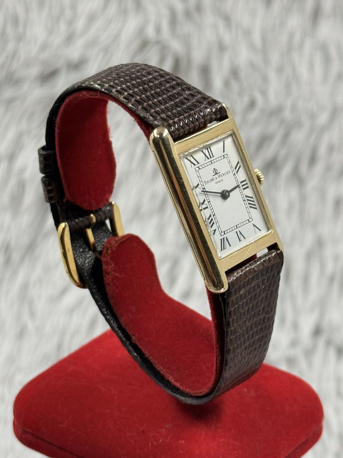 Vintage Vintage Baume & Mercier Tank Swiss Made 14K GOLD Watch Size ONE SIZE - 3 Thumbnail