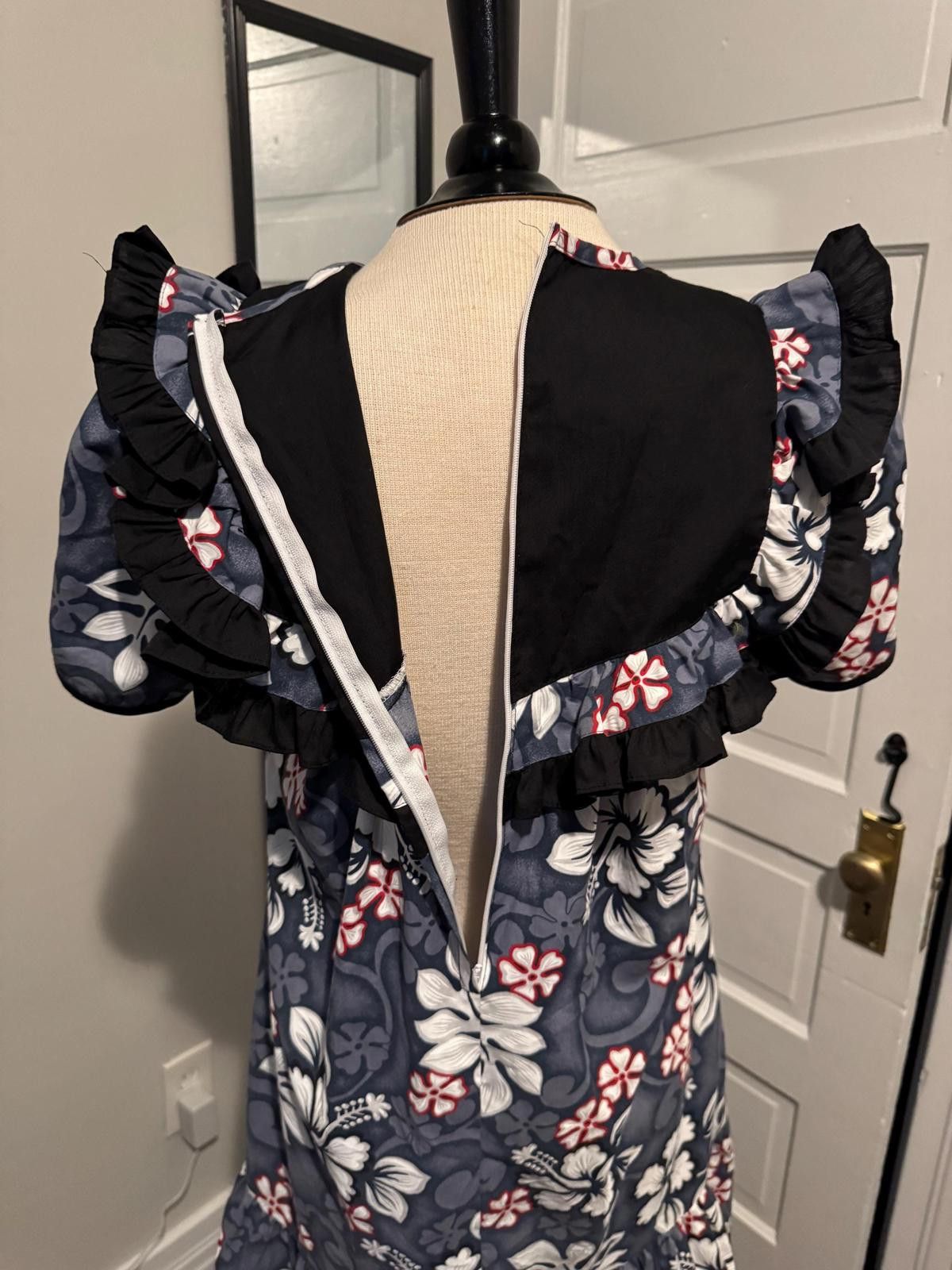 Designer VTG JaneM Floral tiki Hawaiian Dress with Ruffles Size S / US 4 / IT 40 - 5 Thumbnail