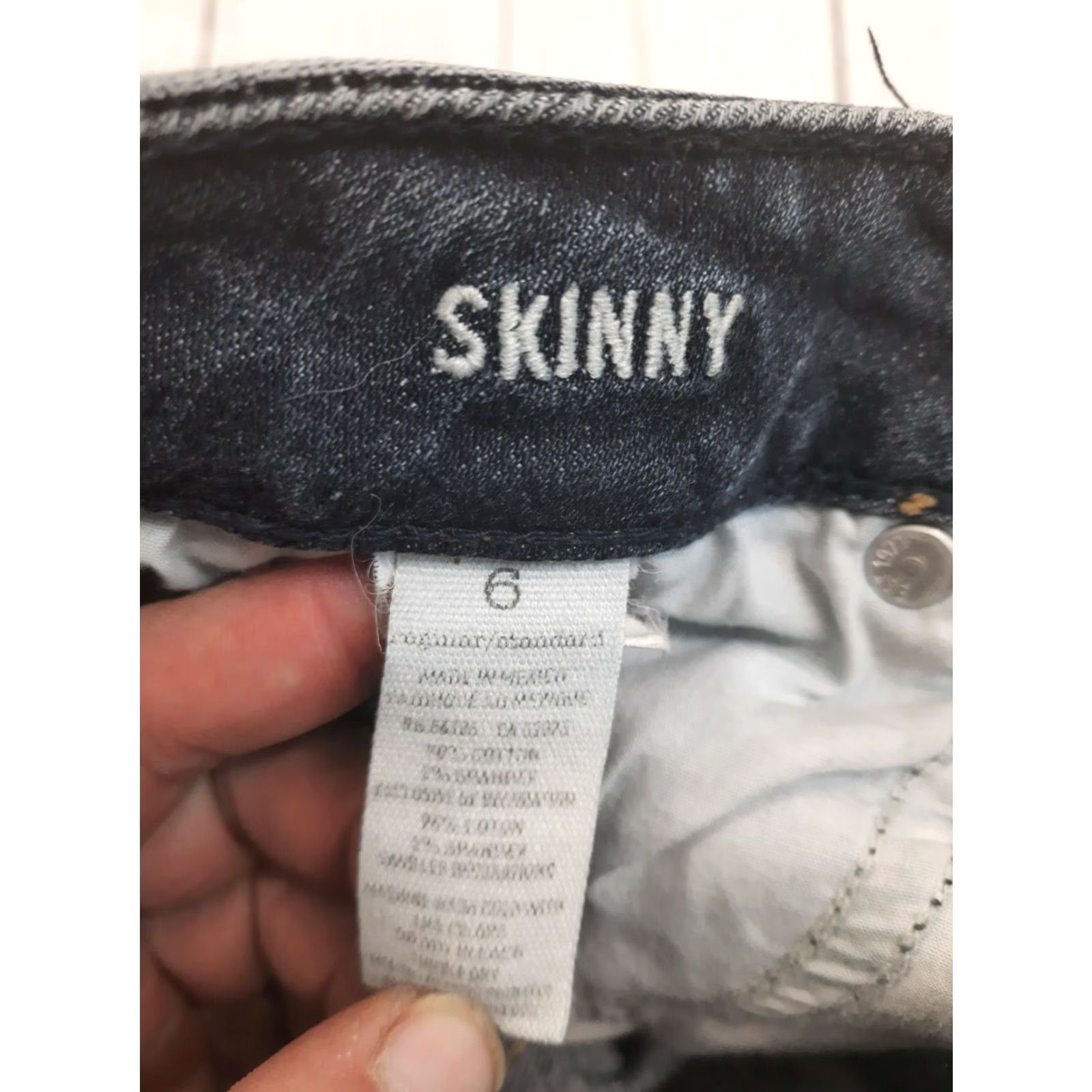 American Eagle Outfitters American Eagle Outfitters Skinny Jeans Blue Dark 29x29 Women Size 6 Stretch Denim Slim Pockets Logo Size 28" / US 6 / IT 42 - 4 Thumbnail
