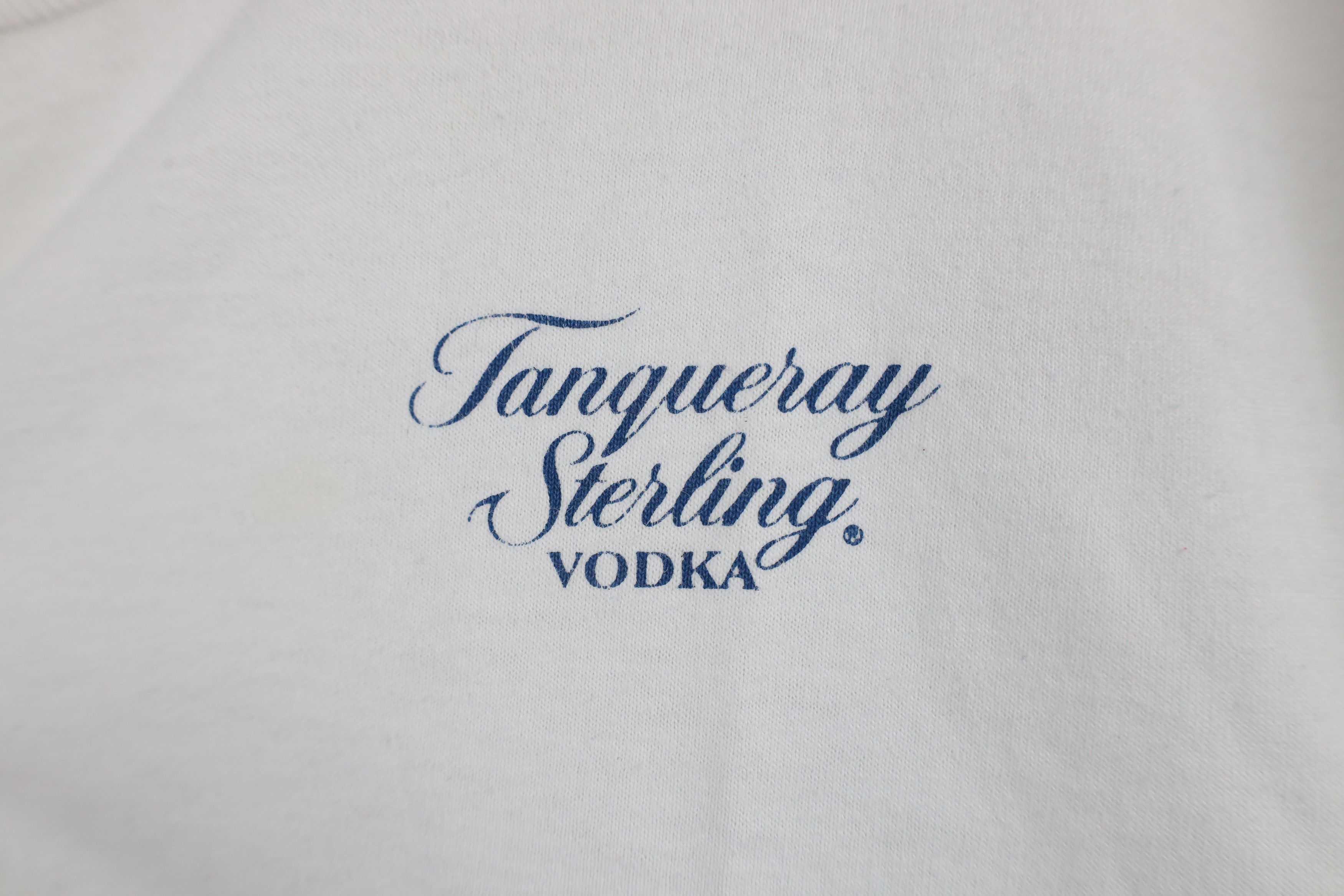 Vintage Vintage 90s Streetwear Tanqueray Sterling Vodka T-Shirt USA Size US L / EU 52-54 / 3 - 4 Thumbnail