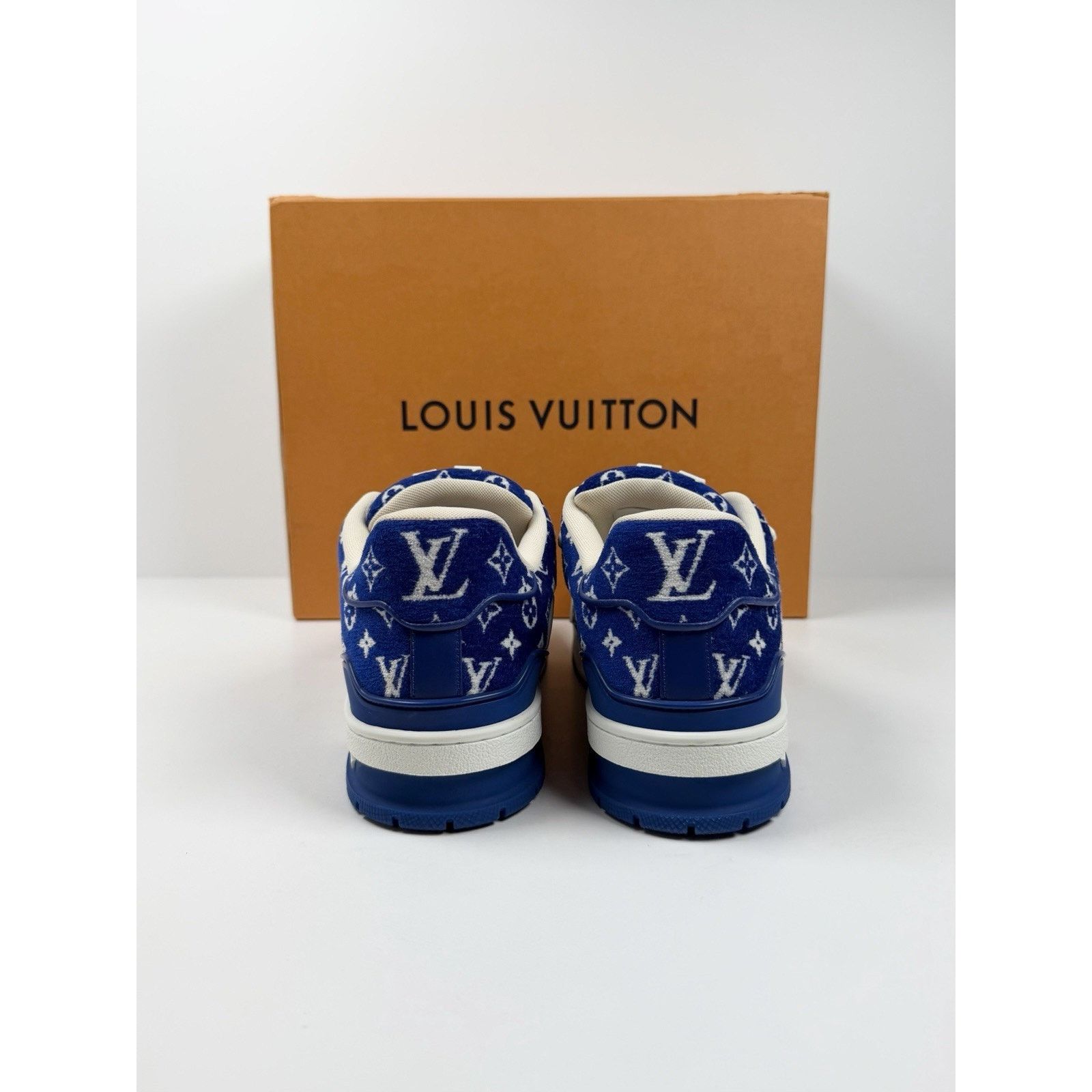Louis Vuitton Size 8UK/9US - Louis Vuitton Monogram Textile Trainer NEW Size US 9 / EU 42 - 4 Thumbnail