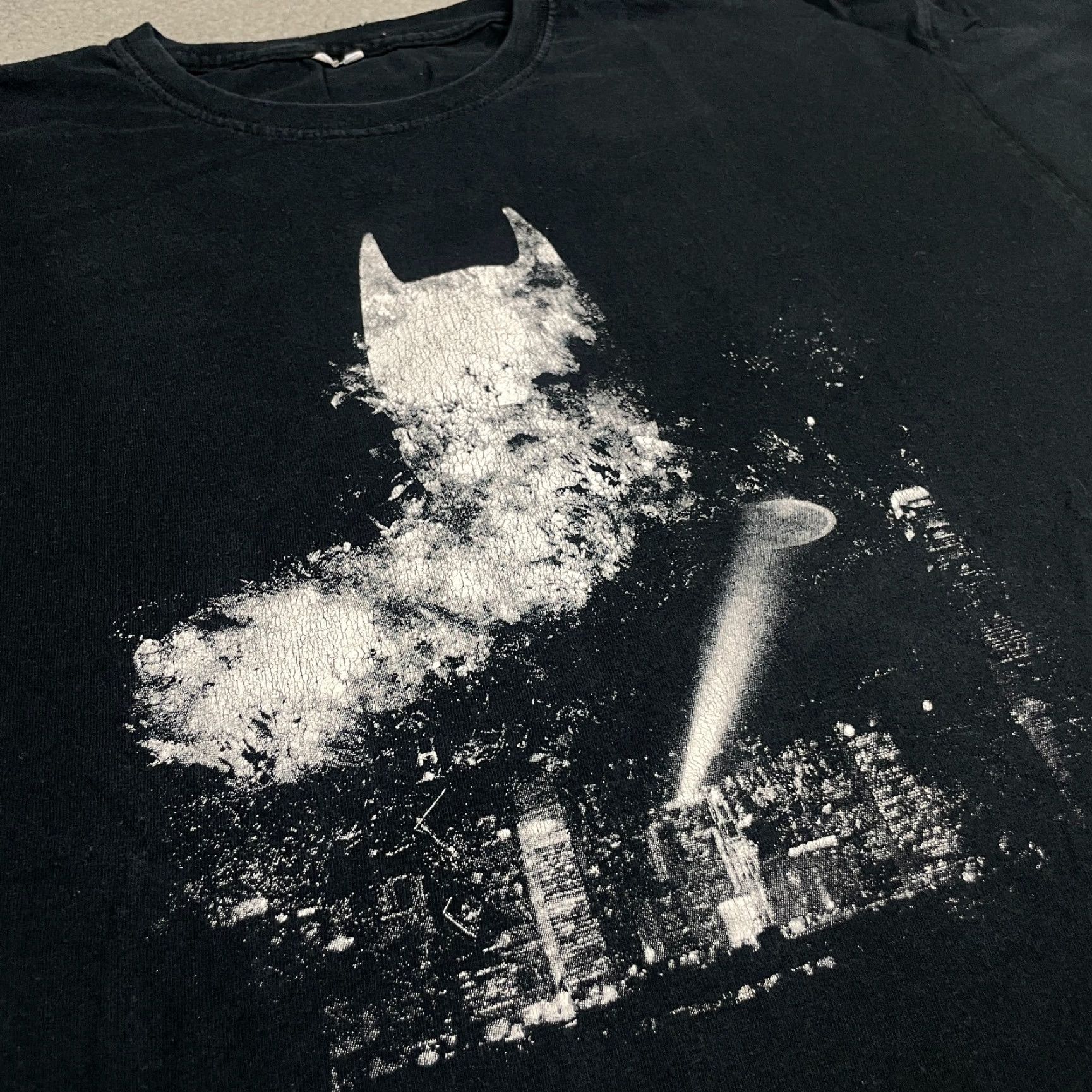 DC Comics Batman DC Comics Tshirt Mens Large Black Logo Short Sleeve Crew Neck Movie Batman DC Comics Shirt Size US L / EU 52-54 / 3 - 4 Thumbnail