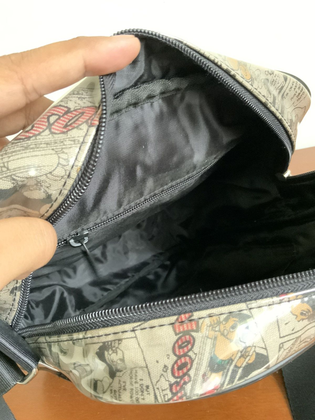 Japanese Brand Vintage Astro Boy Tezuka Production Cross Body Bag Size ONE SIZE - 17 Thumbnail
