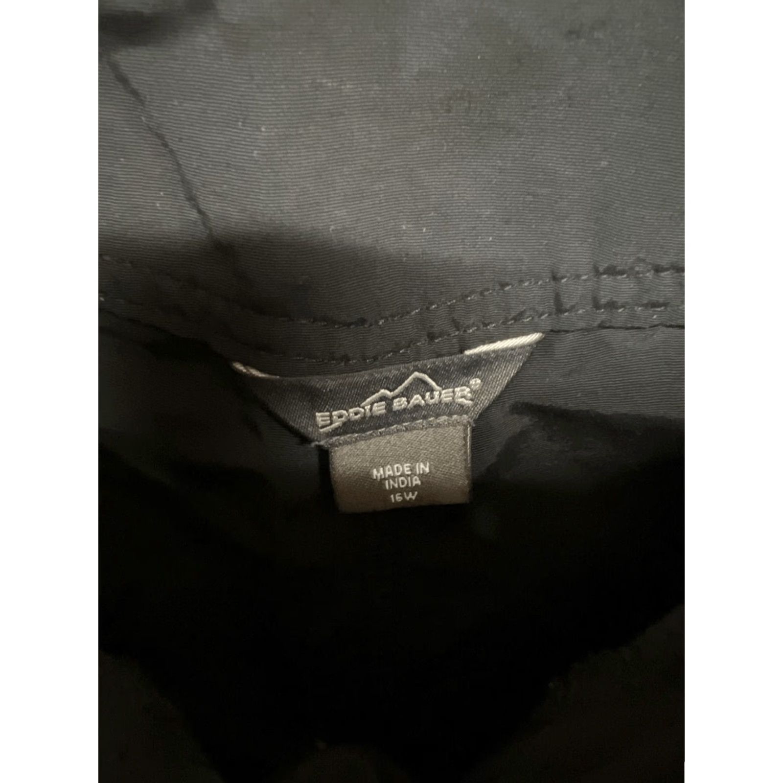 Eddie Bauer VINTAGE Eddie Bauer Nylon Lightweight Board Shorts Surf Swim Hiking Black Women's 16W Plus Sz 16W Black Beach/Summer Womens Board Shorts Size 38" / US 16 / IT 52 - 3 Thumbnail